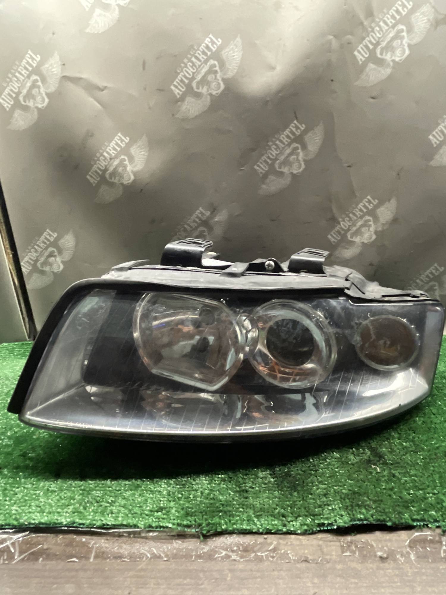 Фара ліва передня Audi A4 (B6) TYC 20-a008