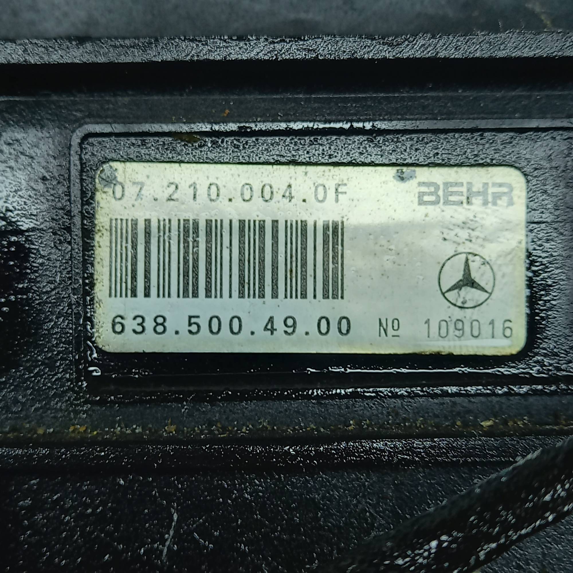 Диффузор з моторчиком охолодження Mercedes Vito W638 2.2CDi, 6385004900, 6385002093