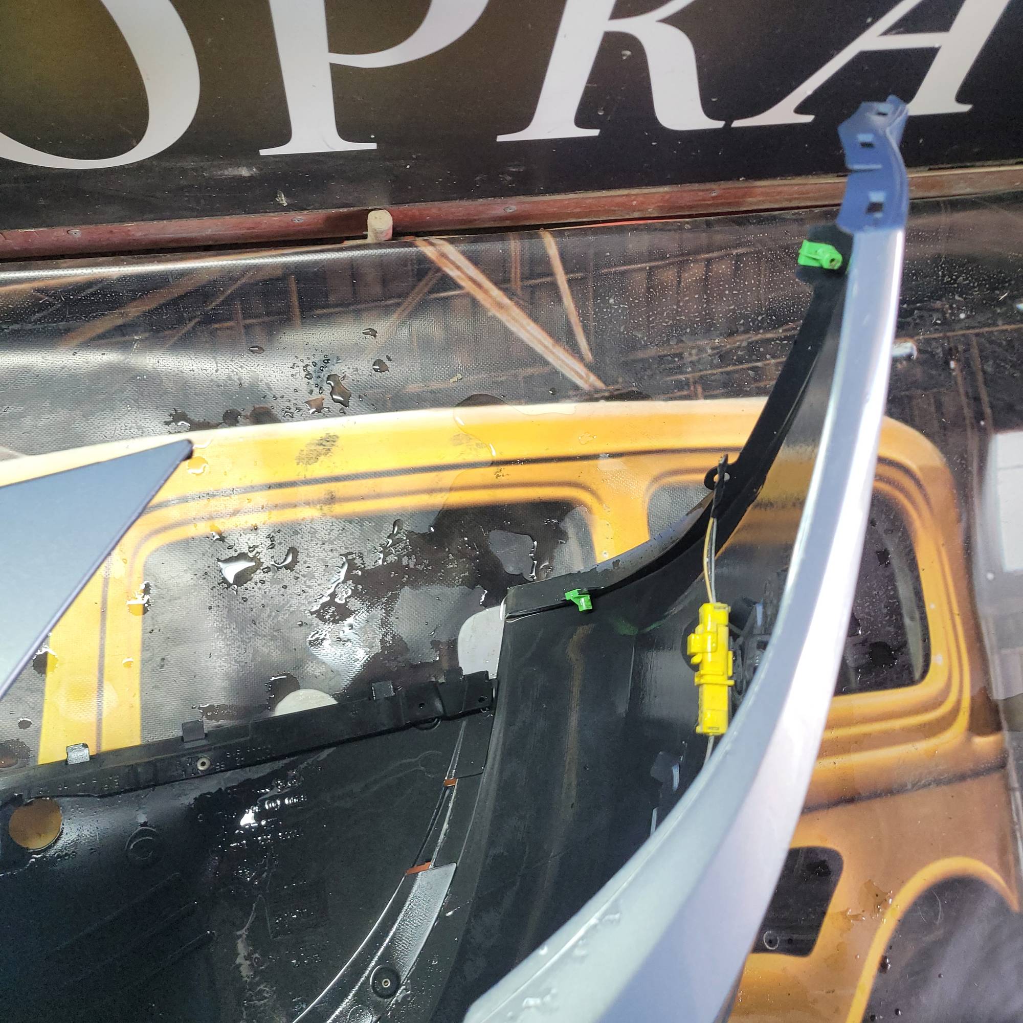 Бампер передній Renault Scenic 2 2003-2009 до рест
