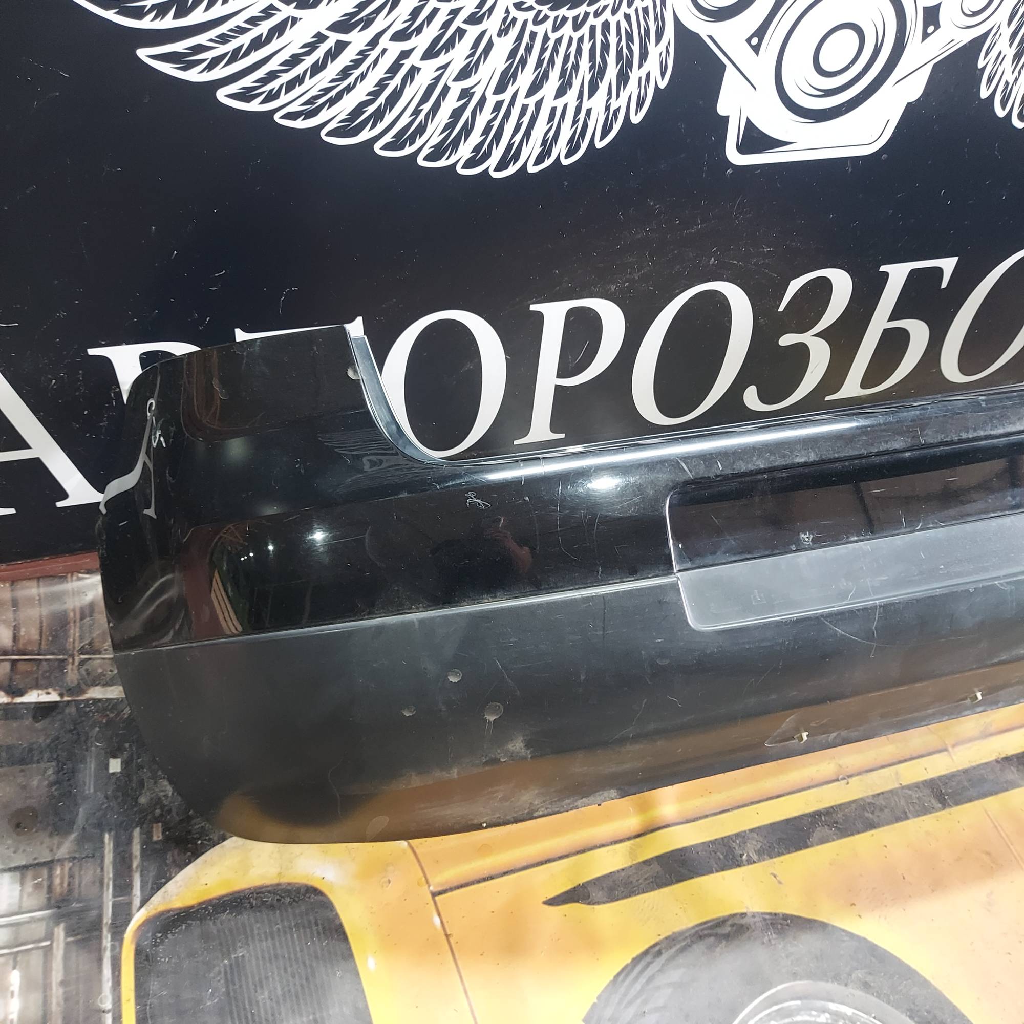 Бампер задній Volkswagen Golf 5 2003 - 2009 хетч 21414671