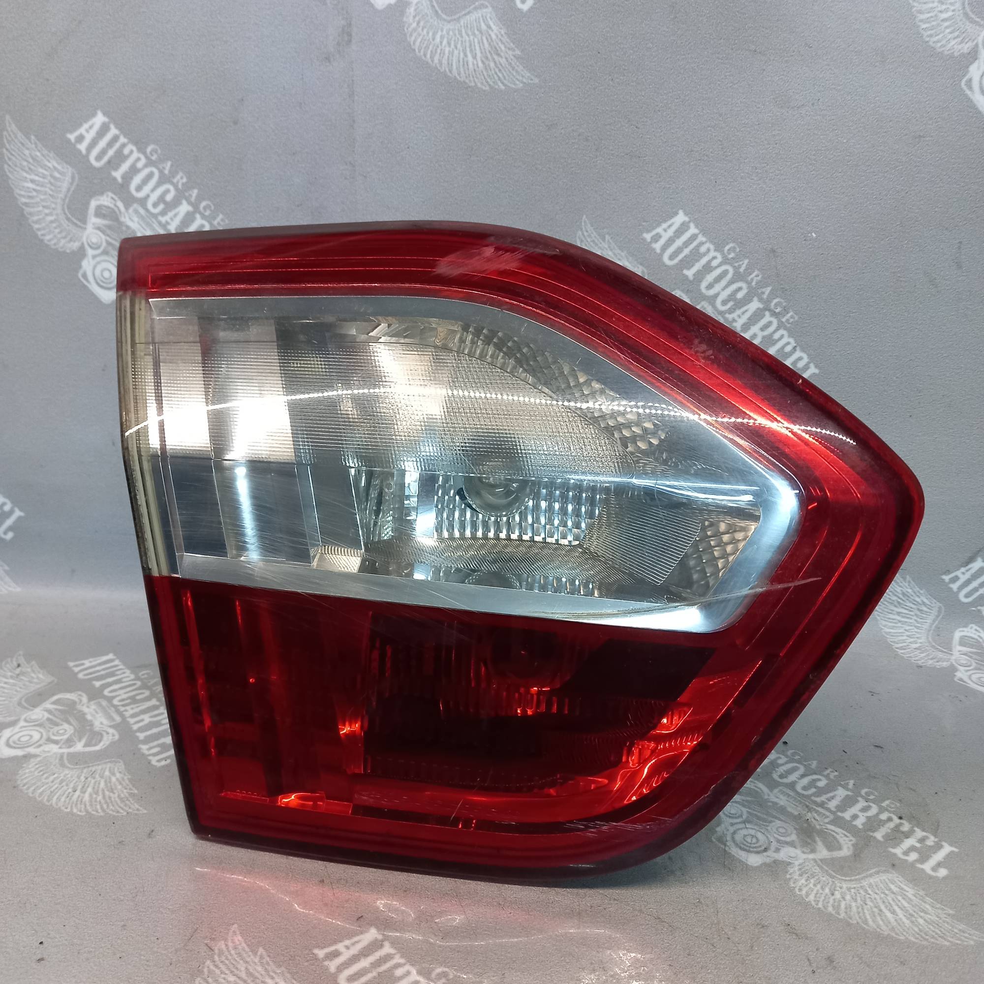 Ліхтар задній лівий внутрішній Renault Fluence 10-15 265550041r