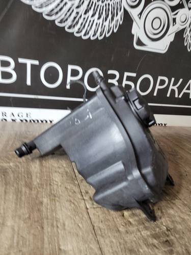 1713zb7800291 Бачок розширювальний BMW 3 E90