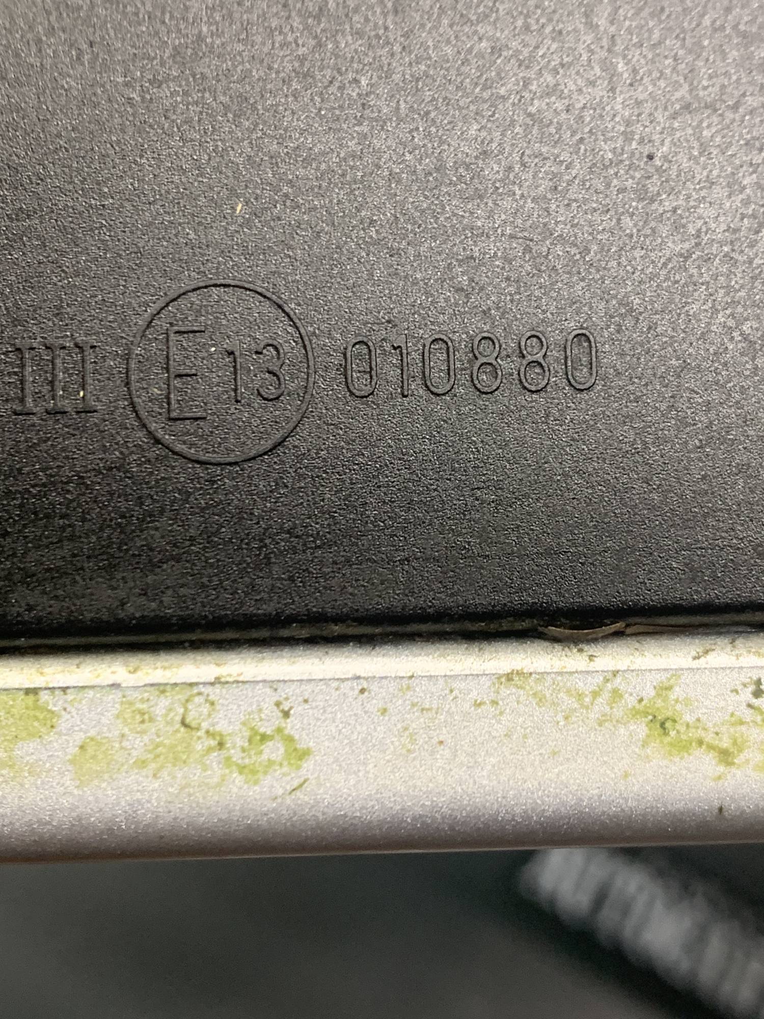 e13010880, Дзеркало бічне праве для Volkswagen Golf 5 хетч 2003-2009 6pin, 21588518