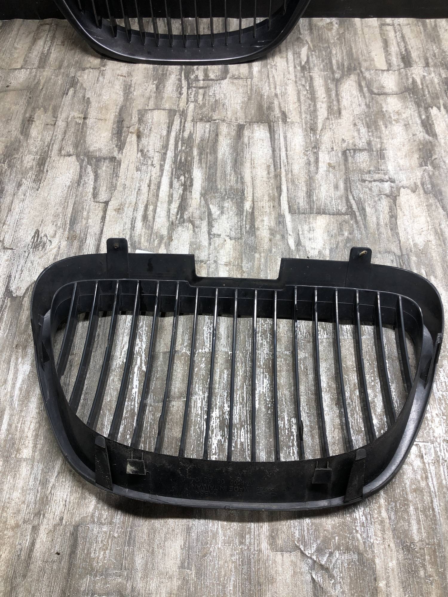 379509080504 Передня решітка капота Seat Altea 2006р