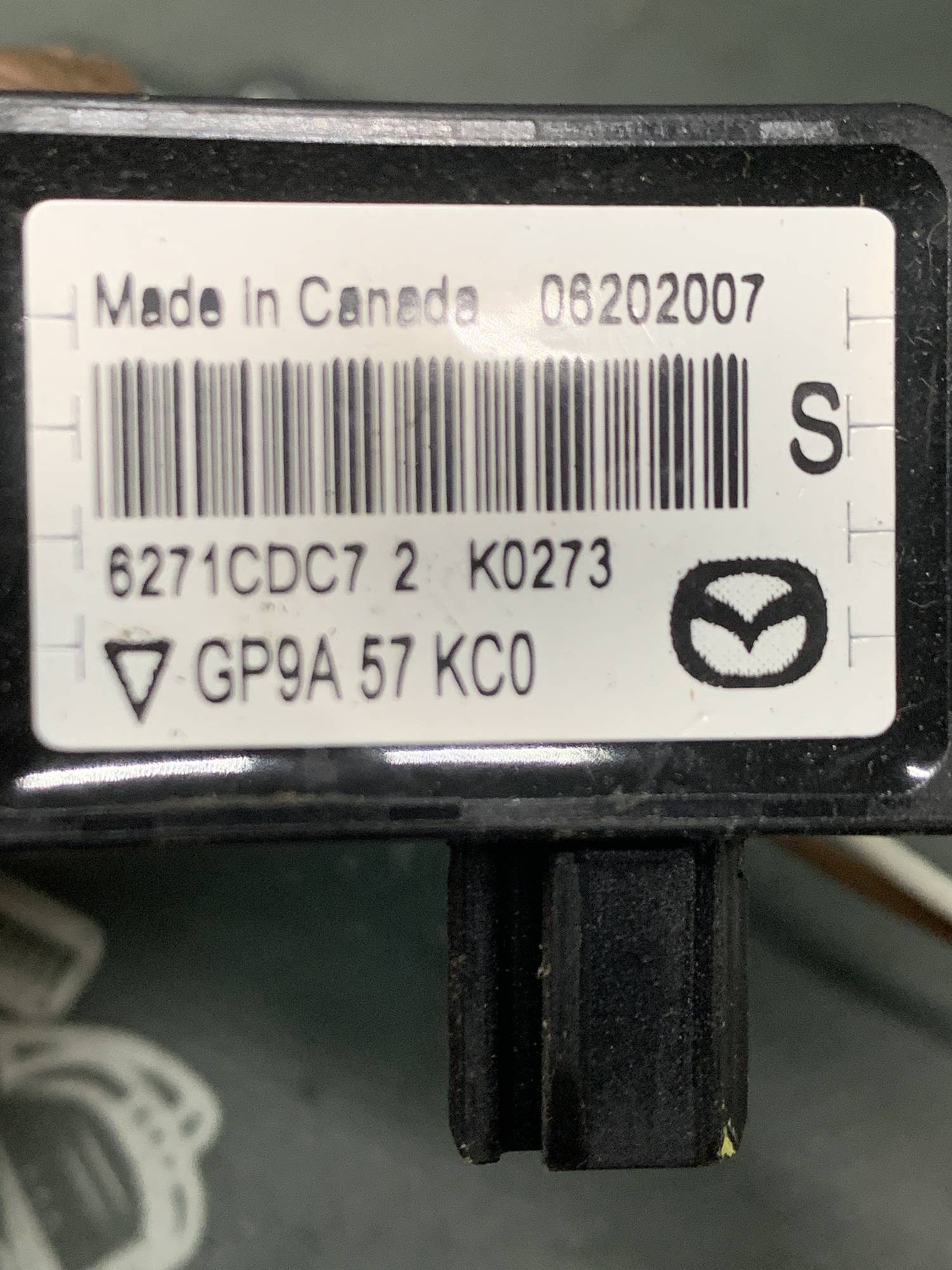 Датчик удару Airbag Mazda CX-7 gp9a57kc0