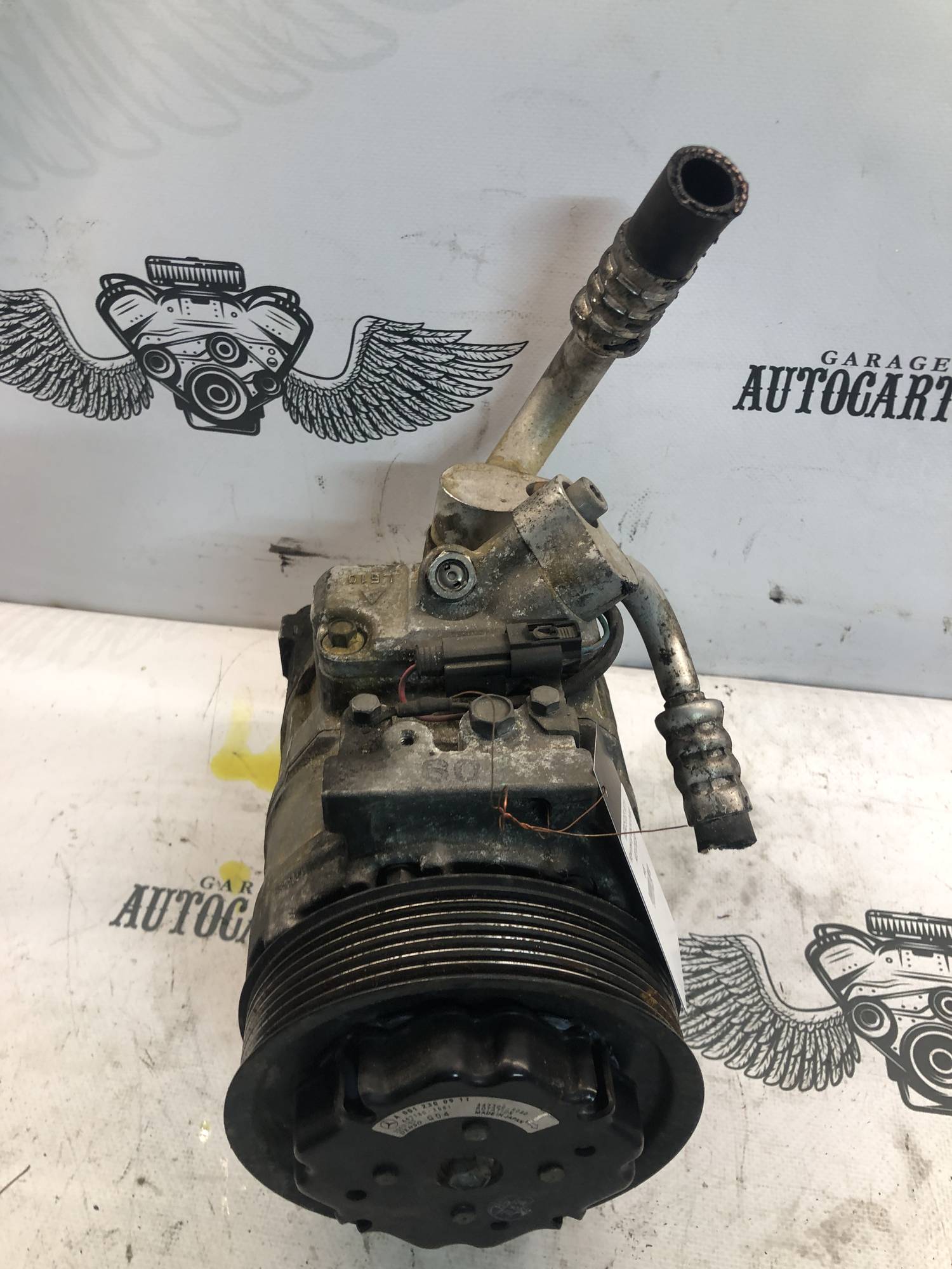 MERCEDES W211 Компресор кондиціонера A0012300911