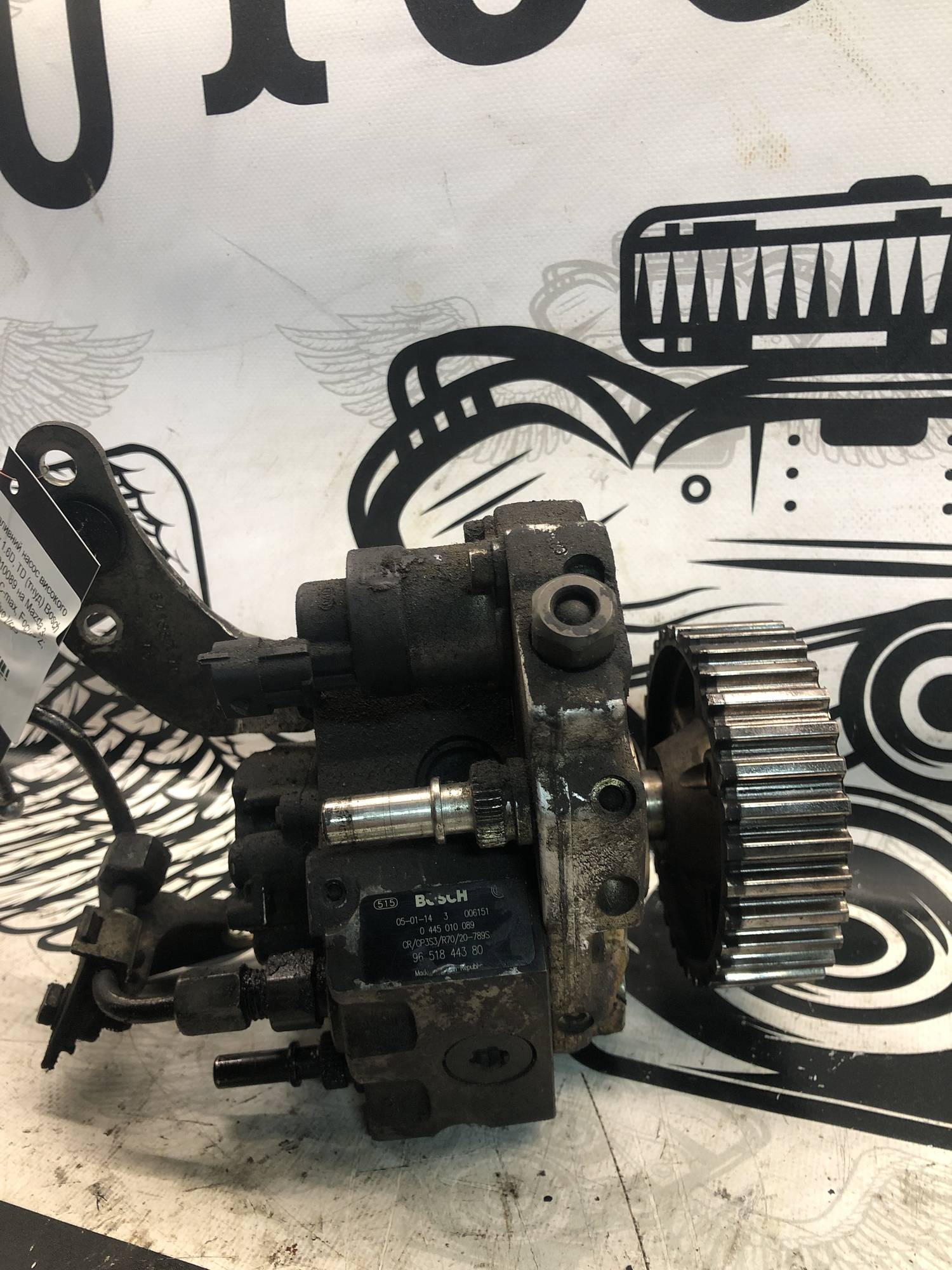 Паливний насос високого тиску 1.6D, TD (тнуд) Bosch 0445010089 на Mazda 3; FORD: C-max, Focus 2; Volvo V50