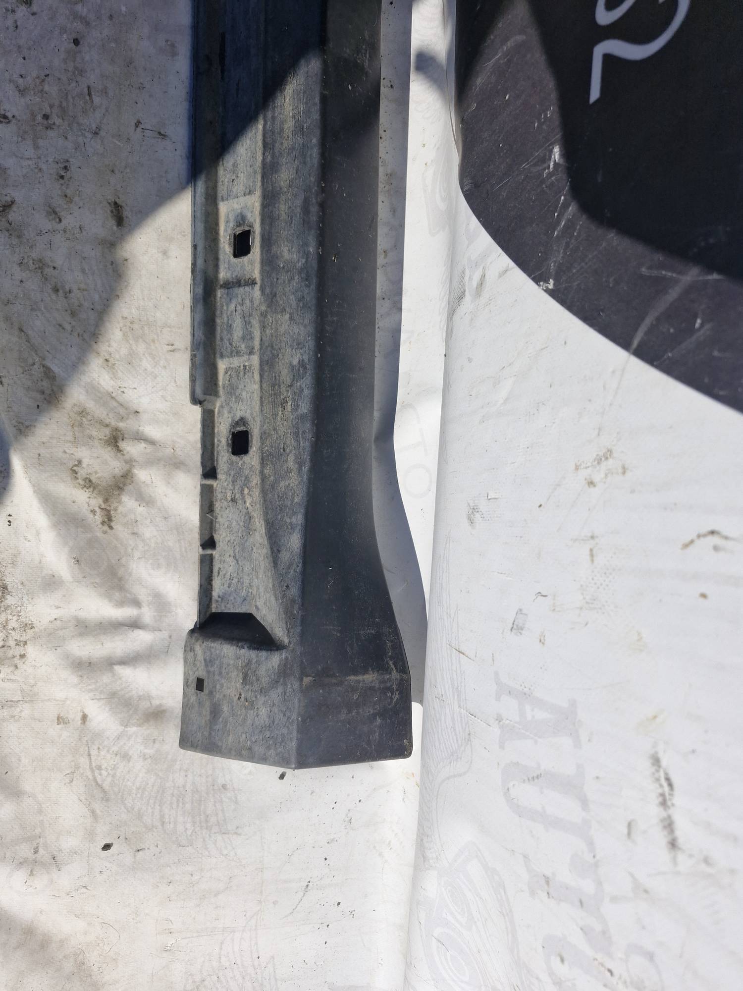 Поріг накладка правий subaru forester 21895531