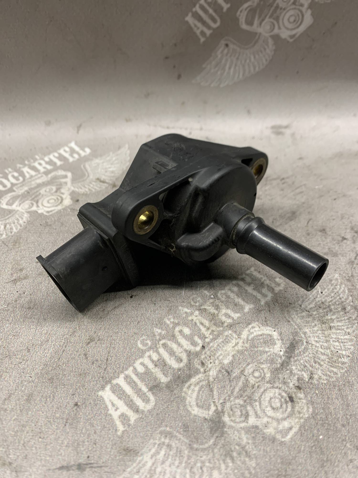 Котушка запалювання Mercedes M272/M273/ML W164/GL X164/SLK R171/C W204 a0001502780