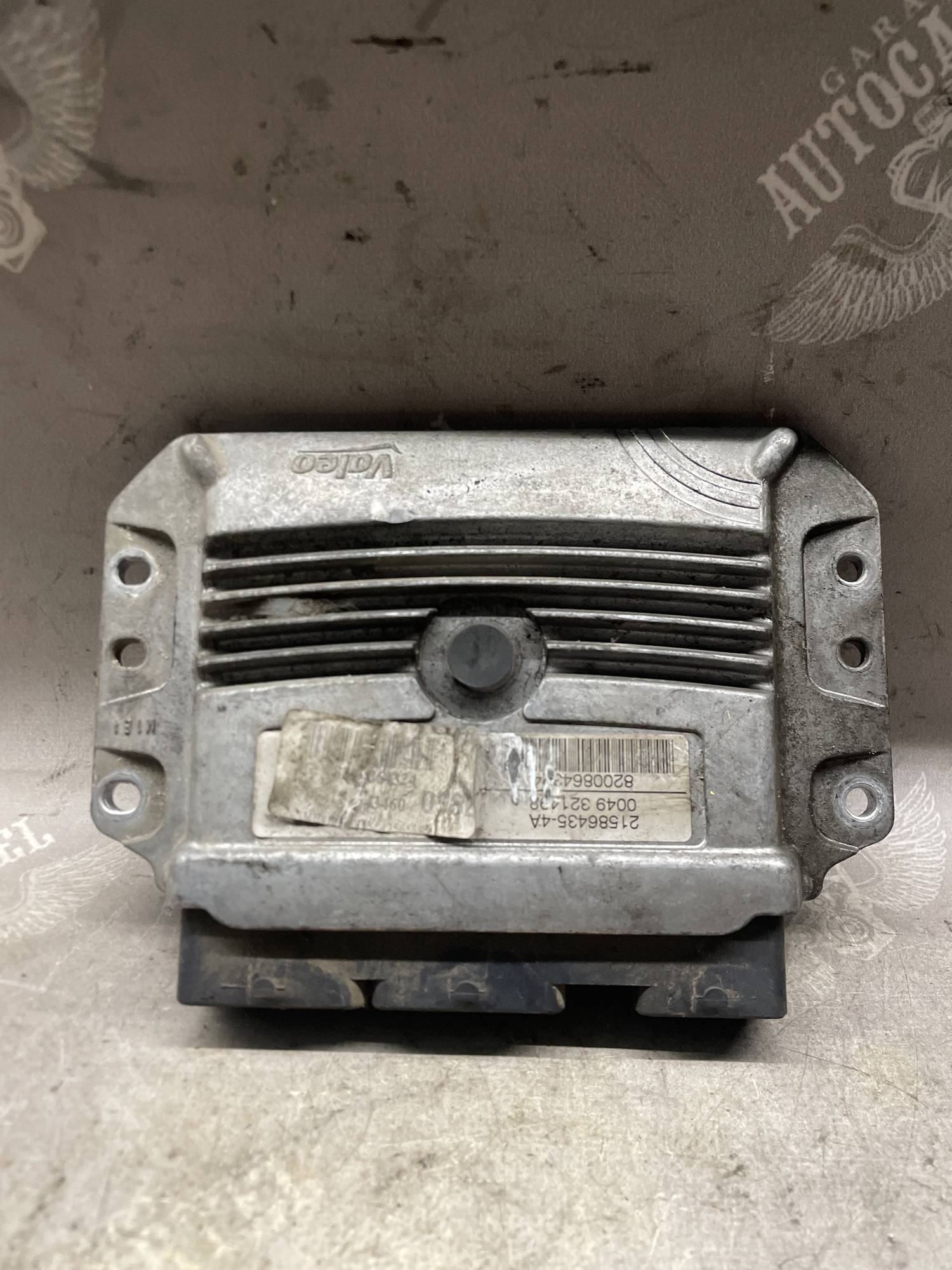 Блок керування двигуном RENAULT KANGOO 2 8200864324