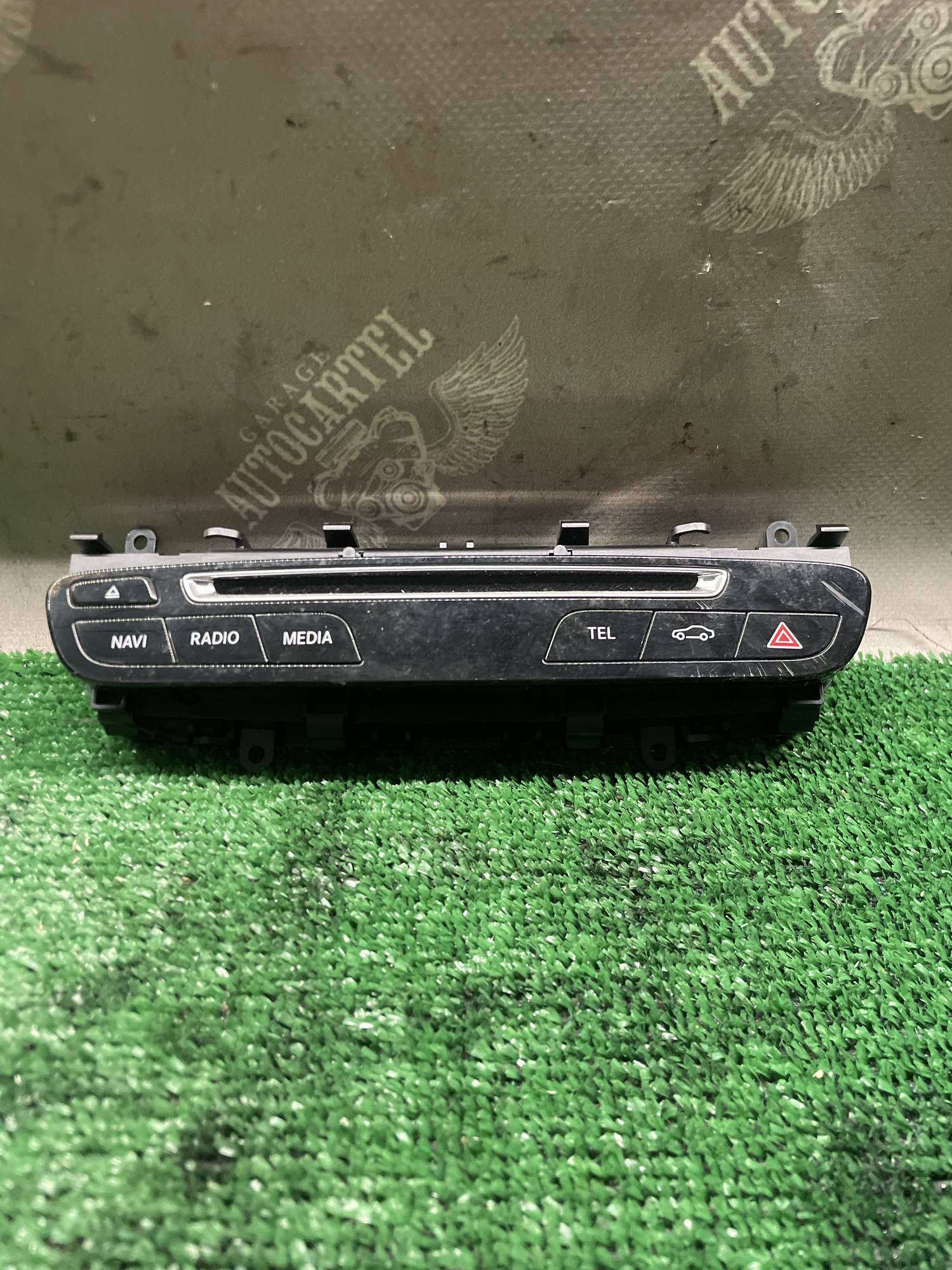 Блок кнопок магнітоли центральної консолі Mercedes W205 a2059054601