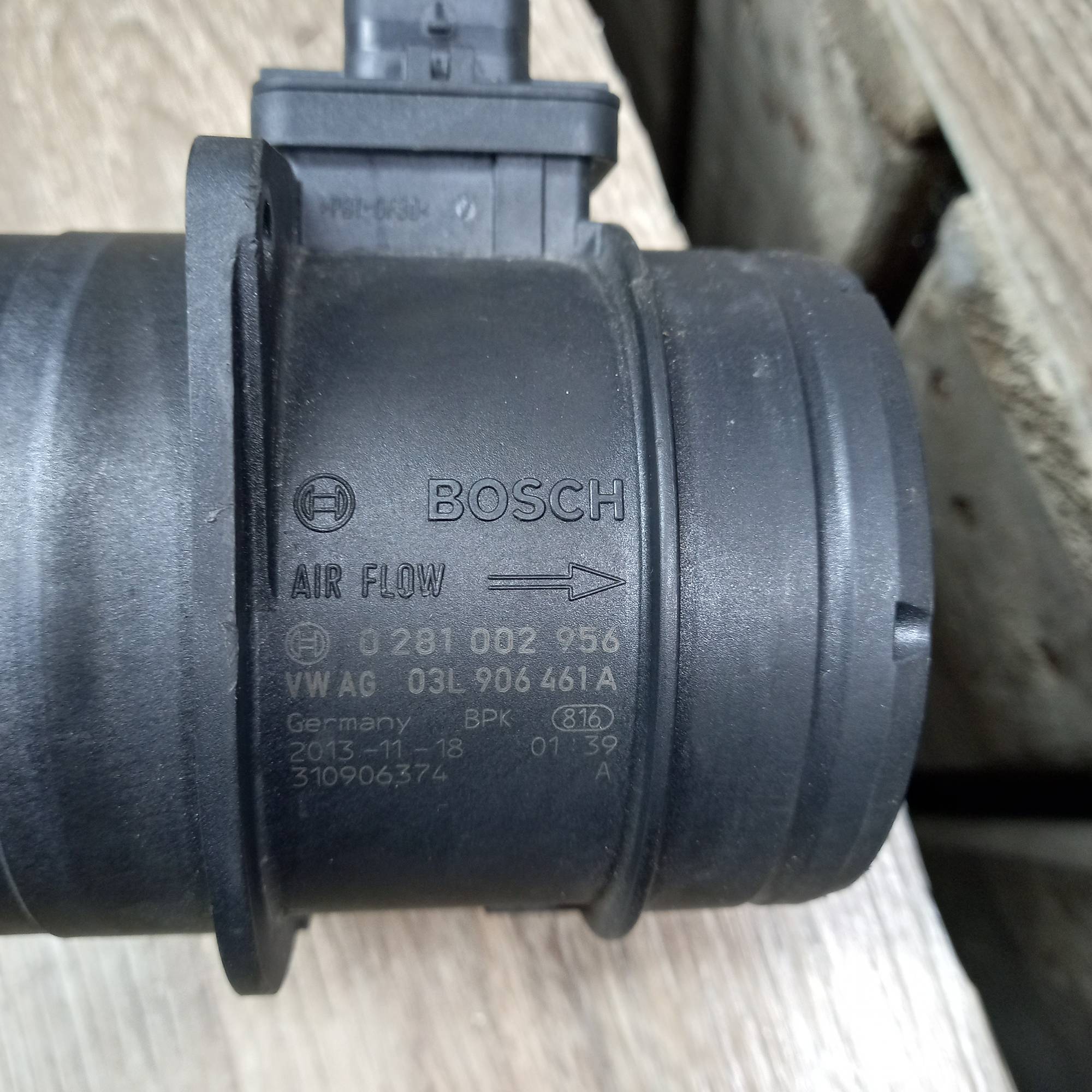 Витратомір повітря VW,AUDI,SKODA,SEAT1. 6 BOSCH 0281002956