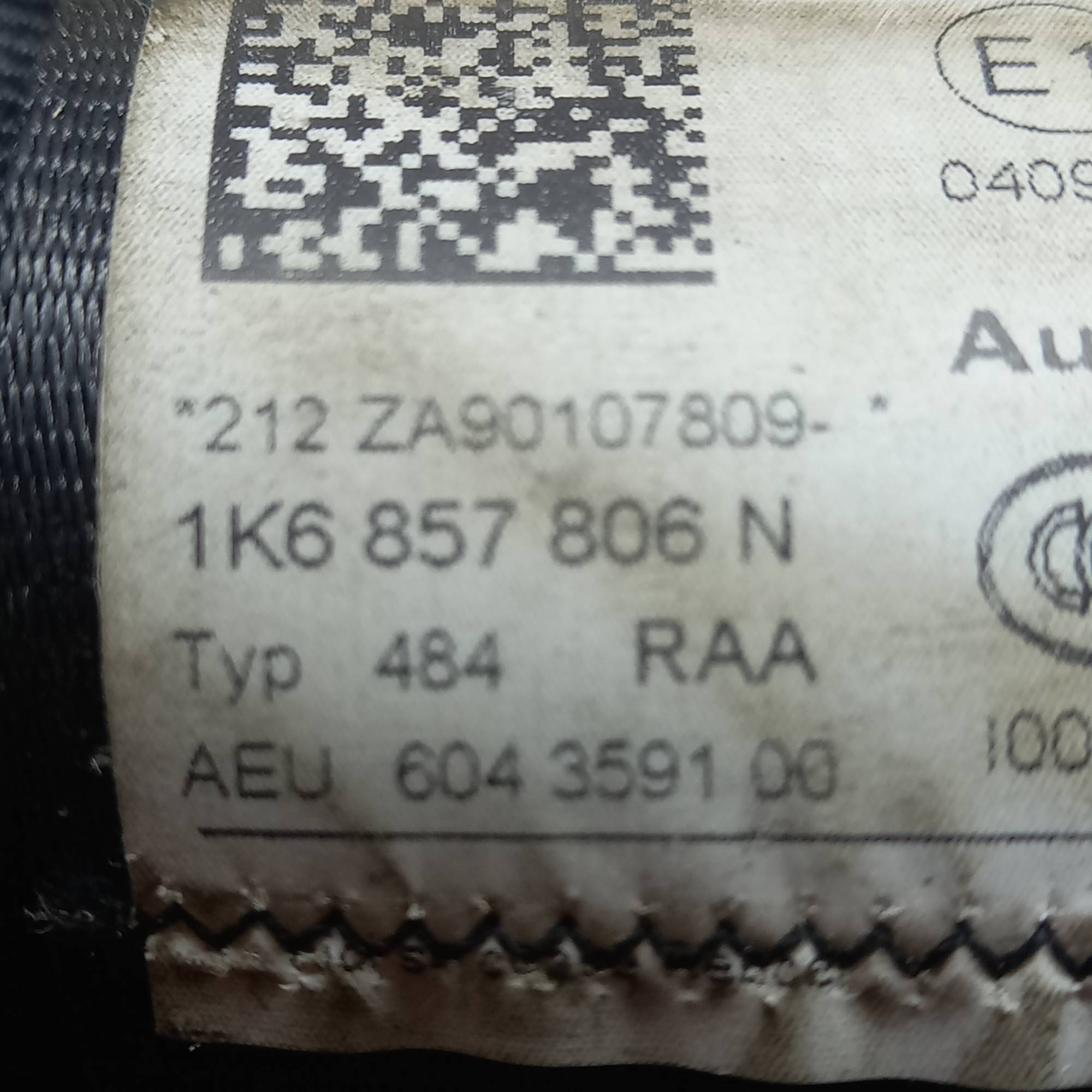 Ремінь безпеки задній правий Volkswagen Golf V 1k6857806n