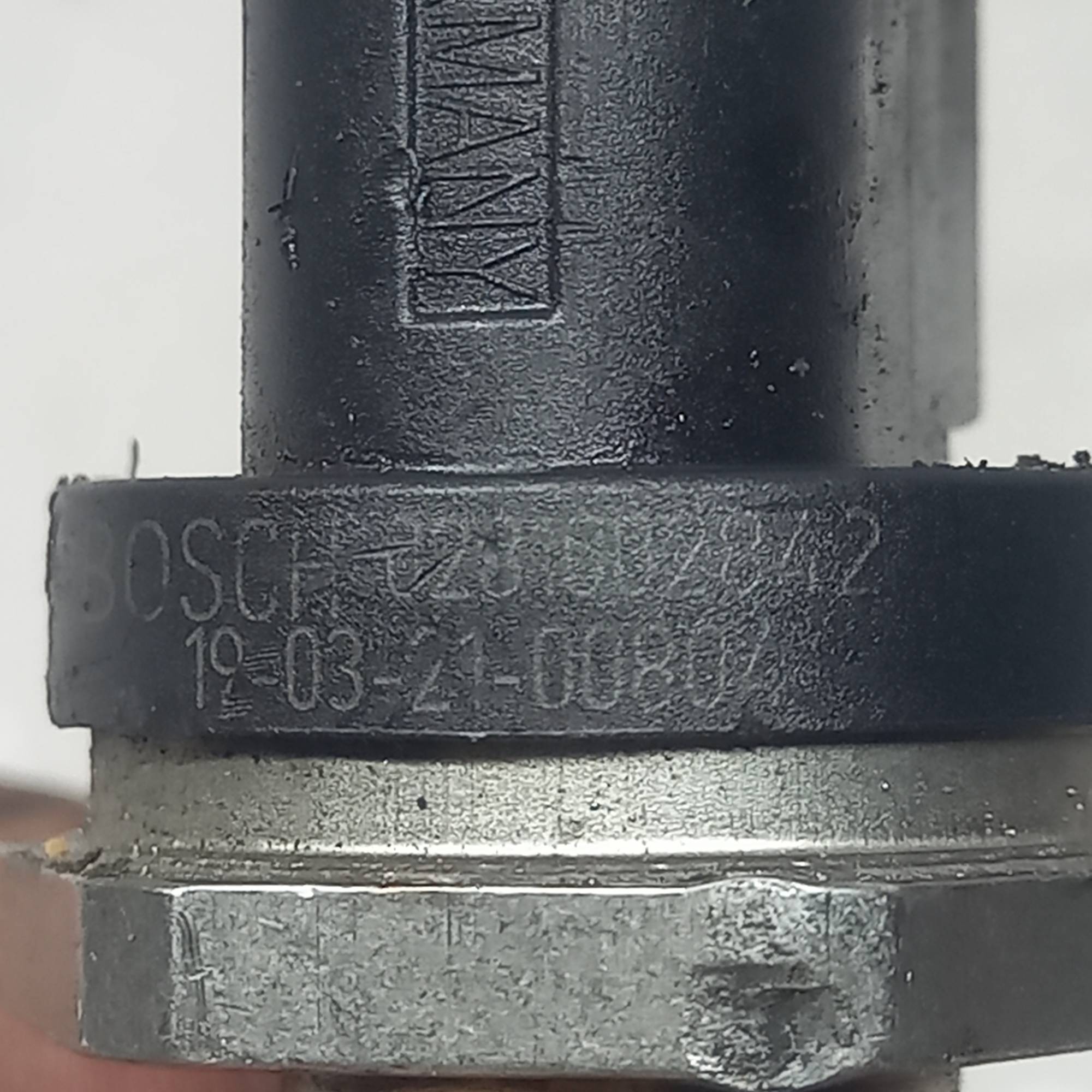 Датчик тиску палива MB Sprinter (906) 06-/Vito (W639) 03- BOSCH 0281002842