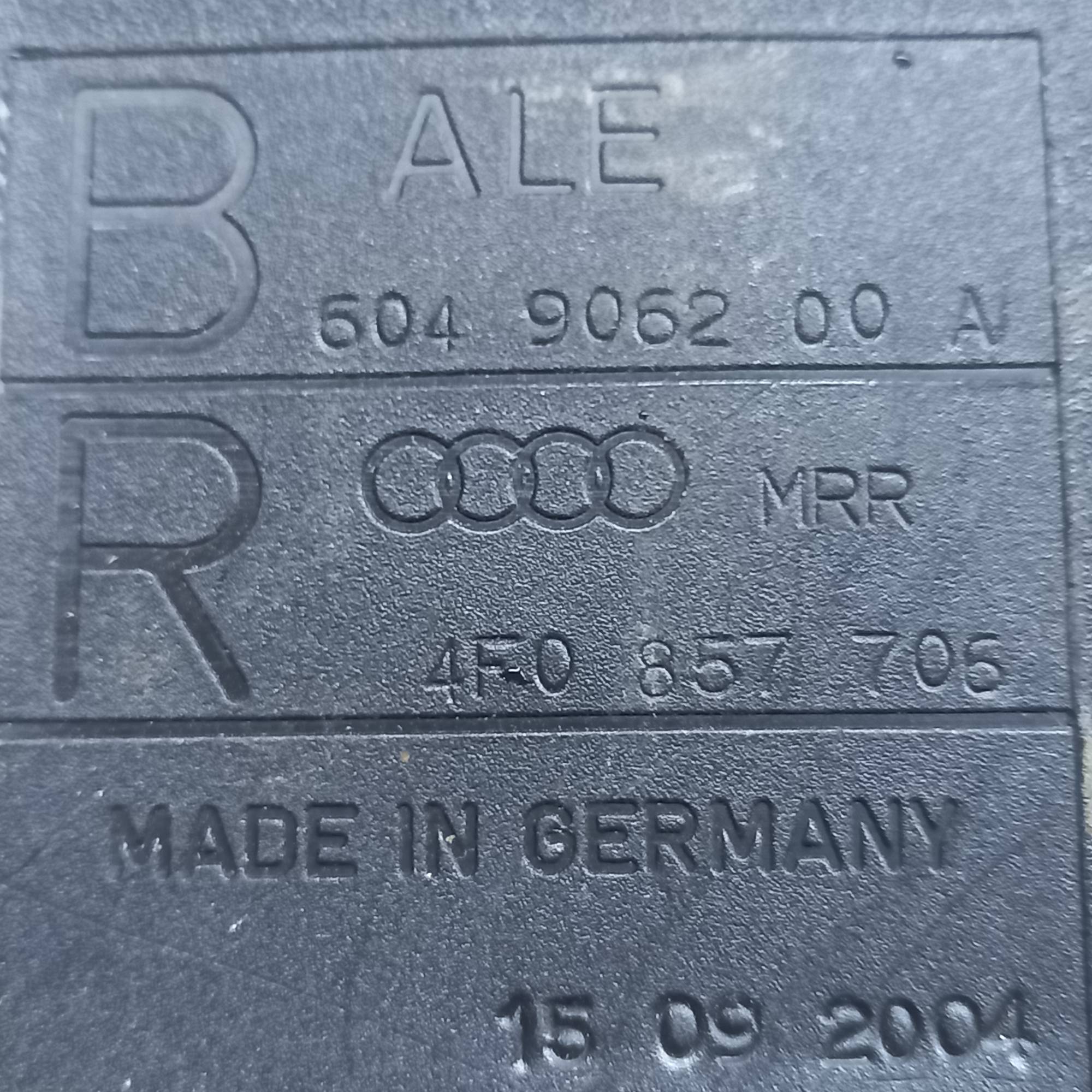 Ремінь безпеки передній правий з піропатр елект Audi A6 C6, 4F0857706, 6790-01, 4F0857 706