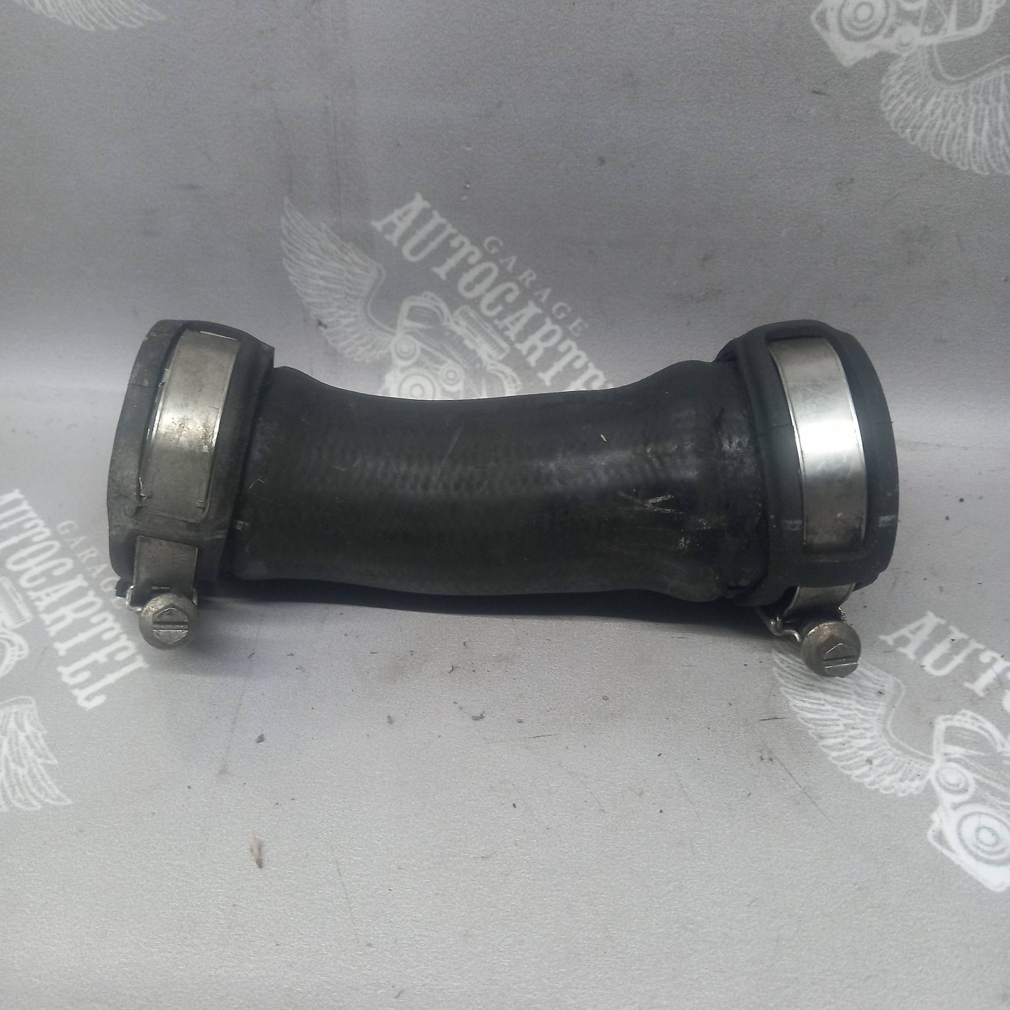 Патрубок на Audi A6 2004-2011 4f0145044b