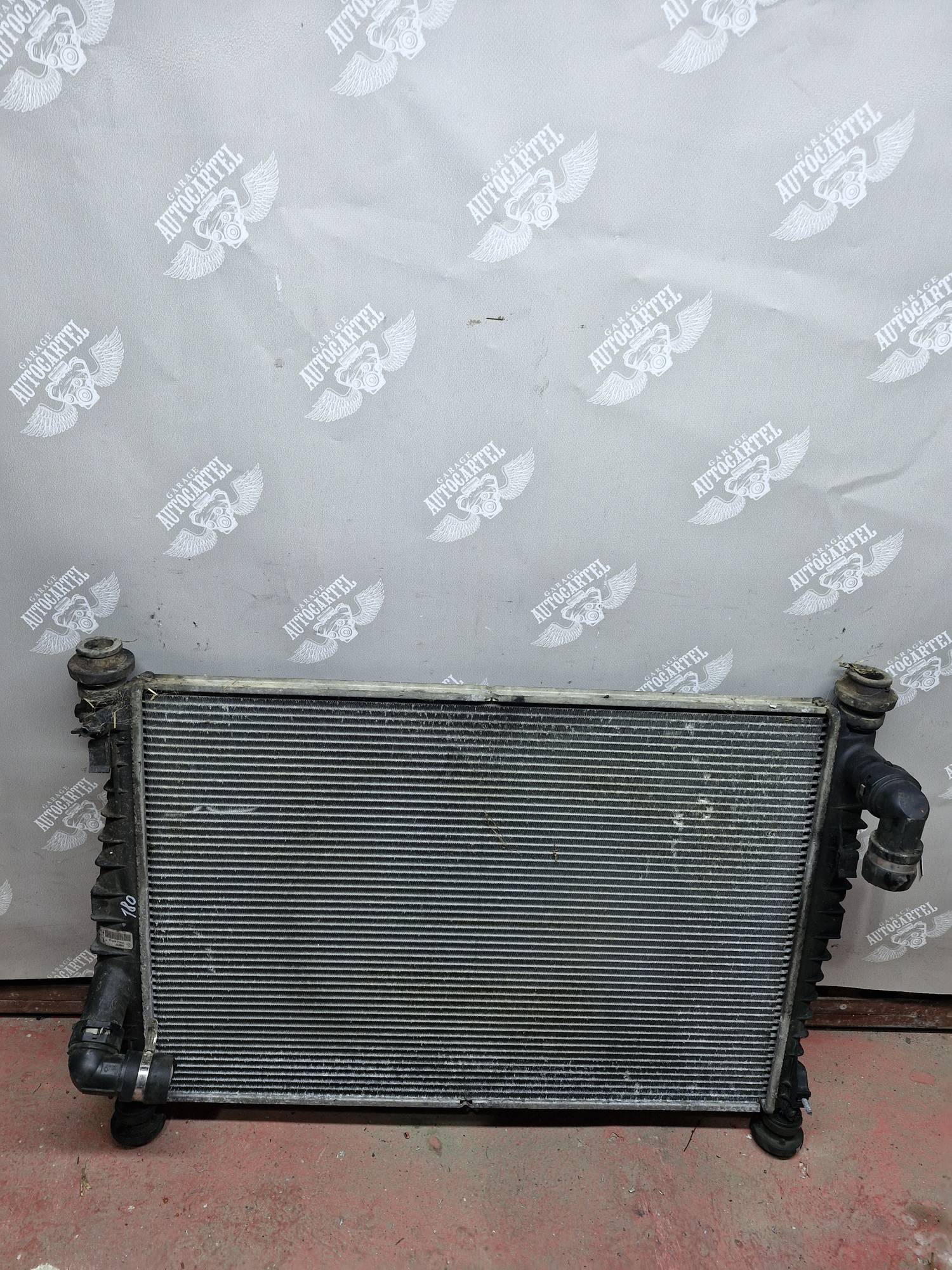 Радіатор охолодження alfa romeo 159 1,9 jtdm 60694769