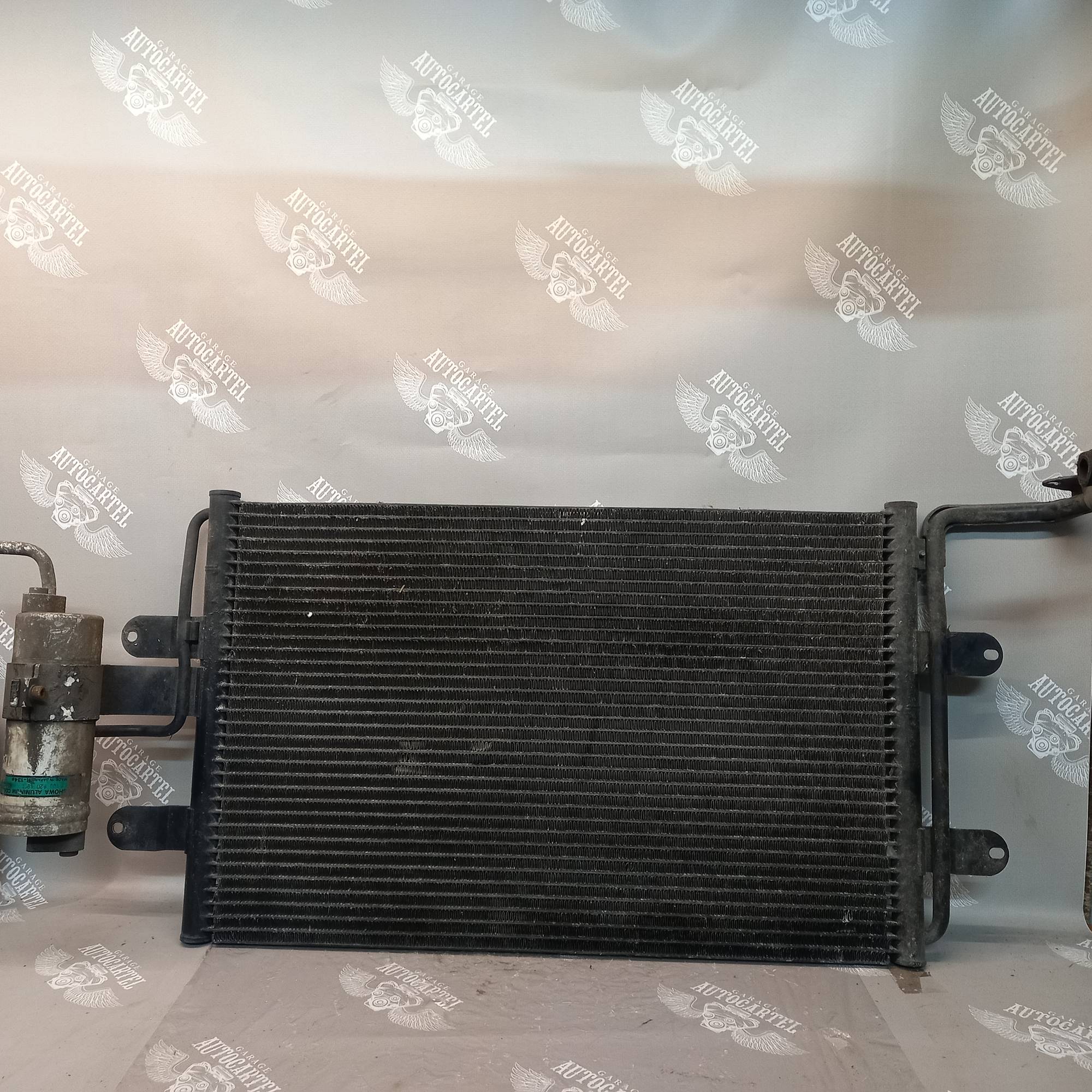 Радіатор кондиціонера Skoda Octavia Tour VW Golf 4 1J0820411D VAG
