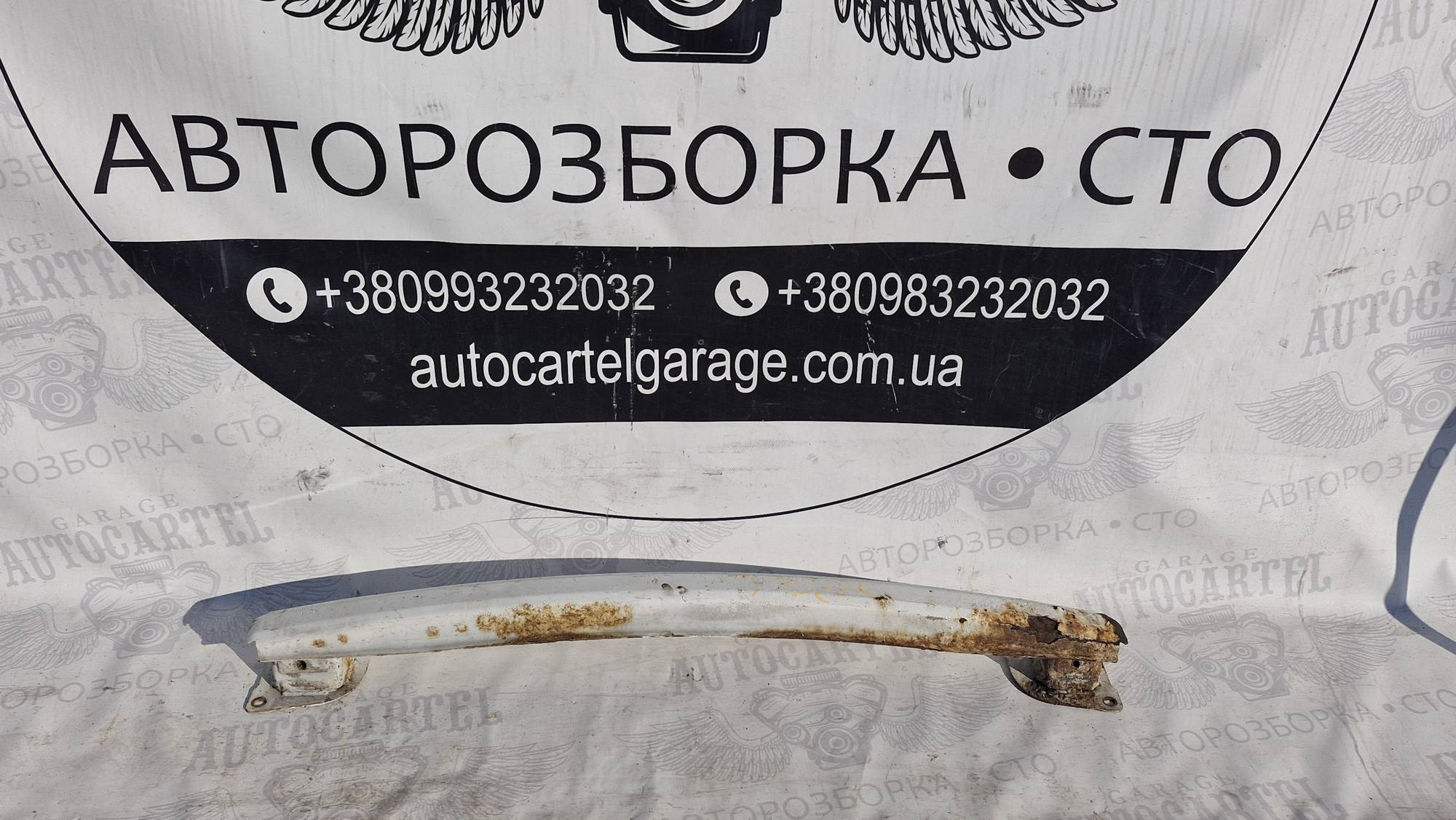 Підсилювач бампера задній skoda roomster