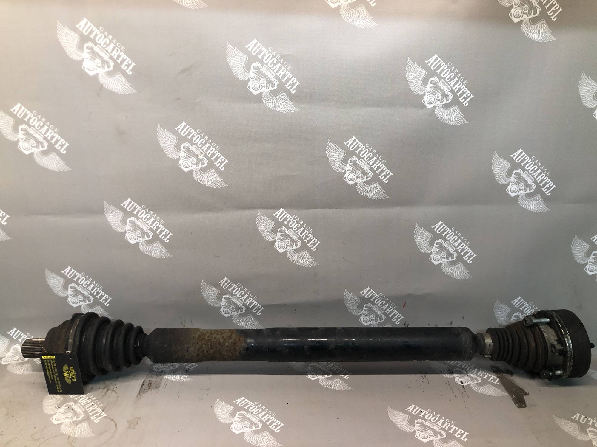 Полуось довга Volkswagen passat b6 1.6 довга