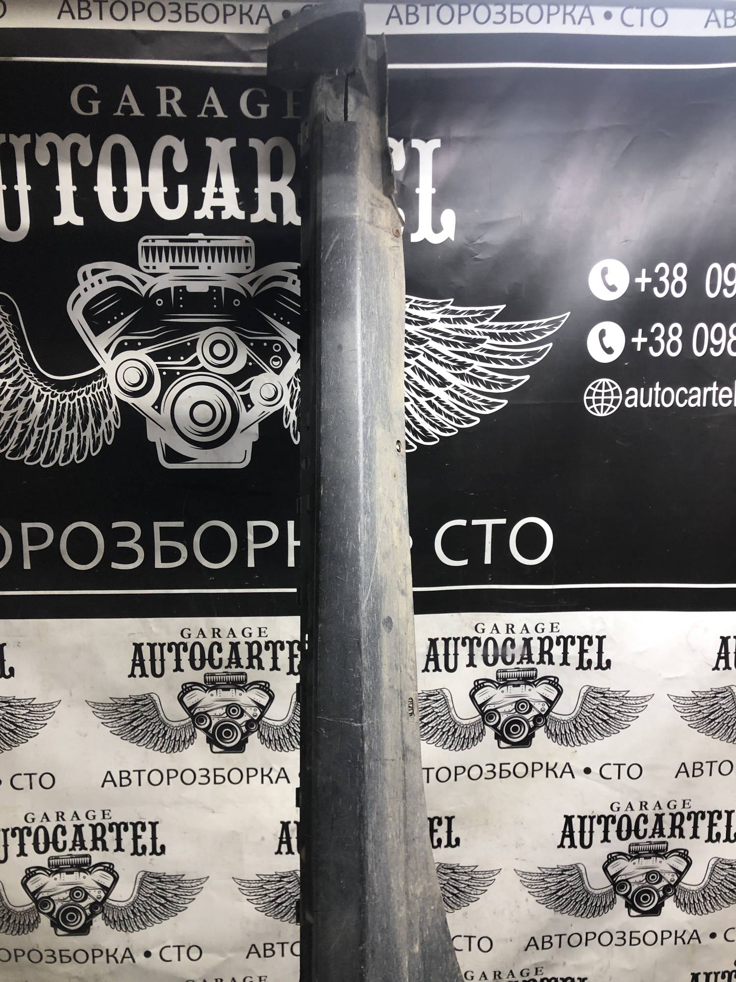 3b0853856b Бокова накладка поріг права Volkswagen passat b6