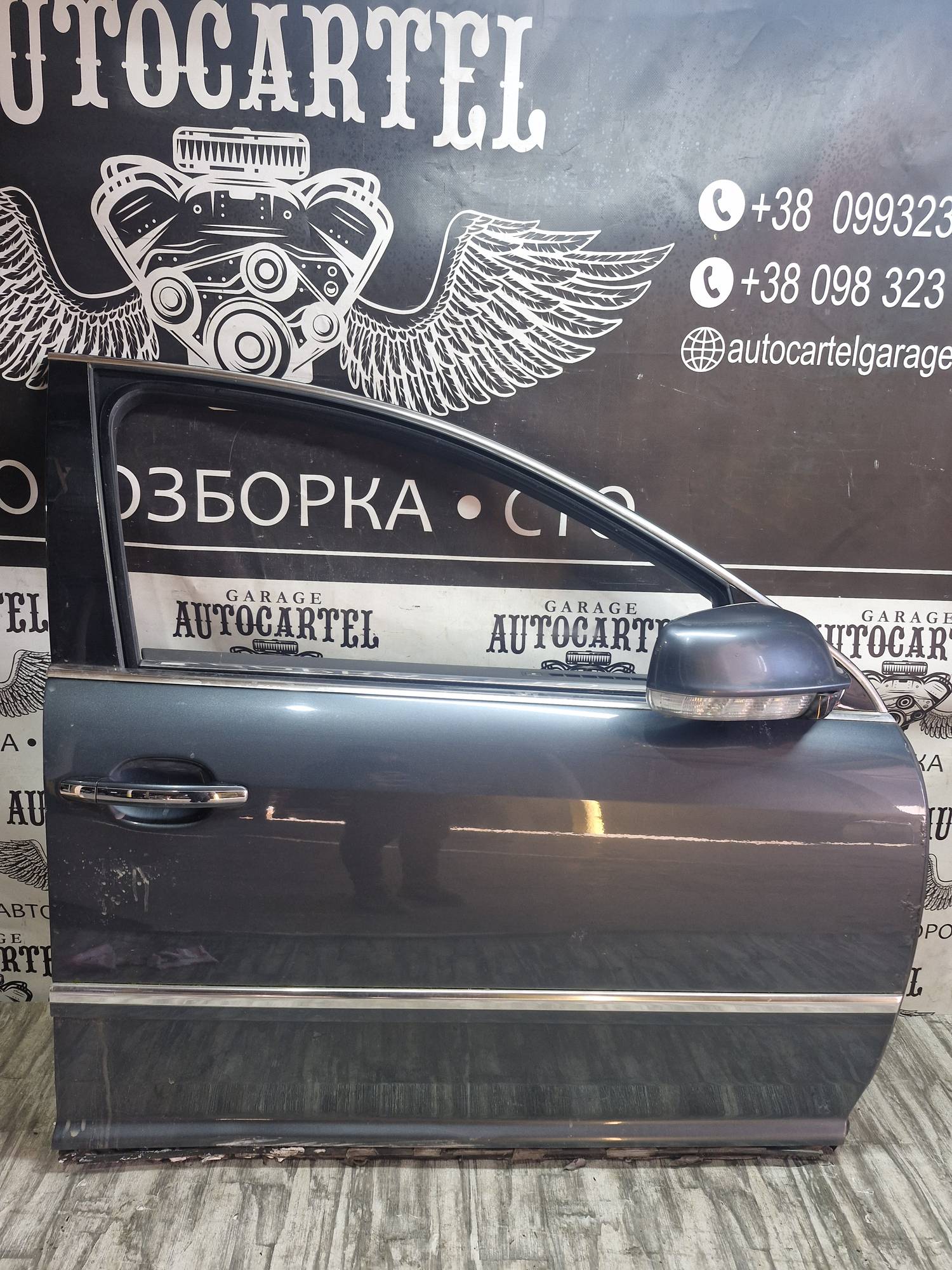 Дверка передня права Volkswagen Phaeton 2002-2007 21620287