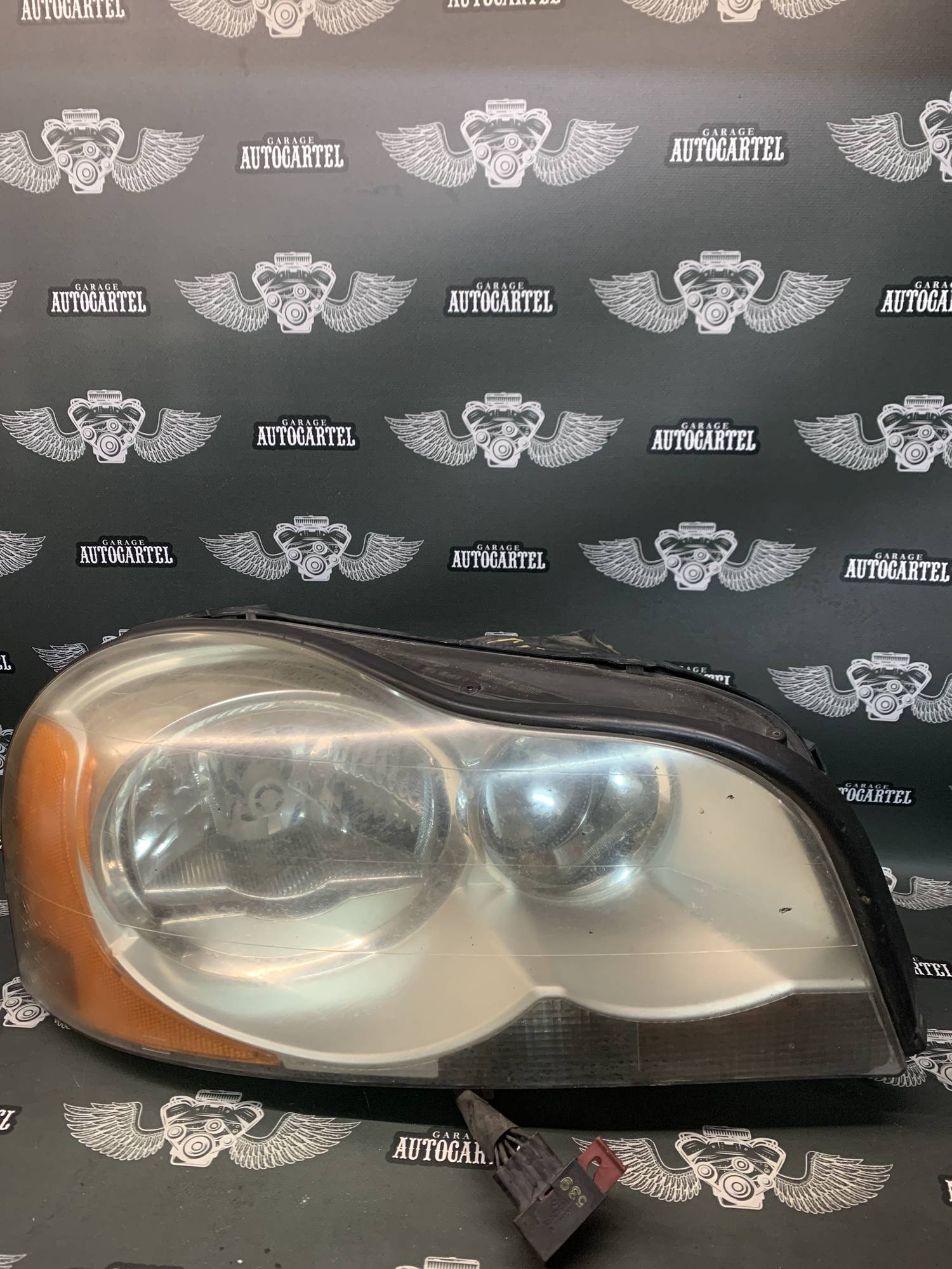 Фара права ксенон Volvo XC90 2006—2011 2100000622580