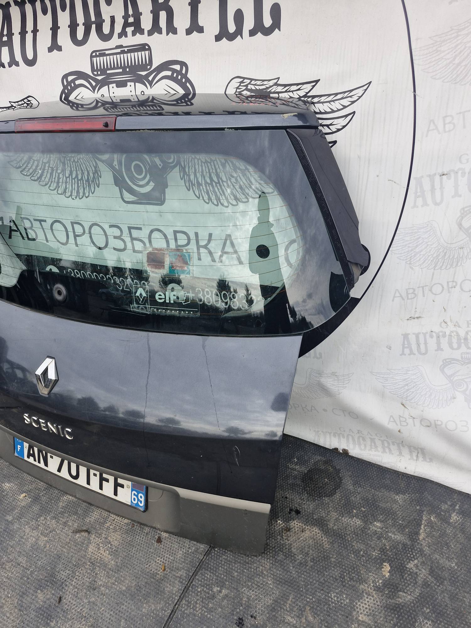 Задня ляда кришки багажника Renault Scenic 2 2003-2009 21688645