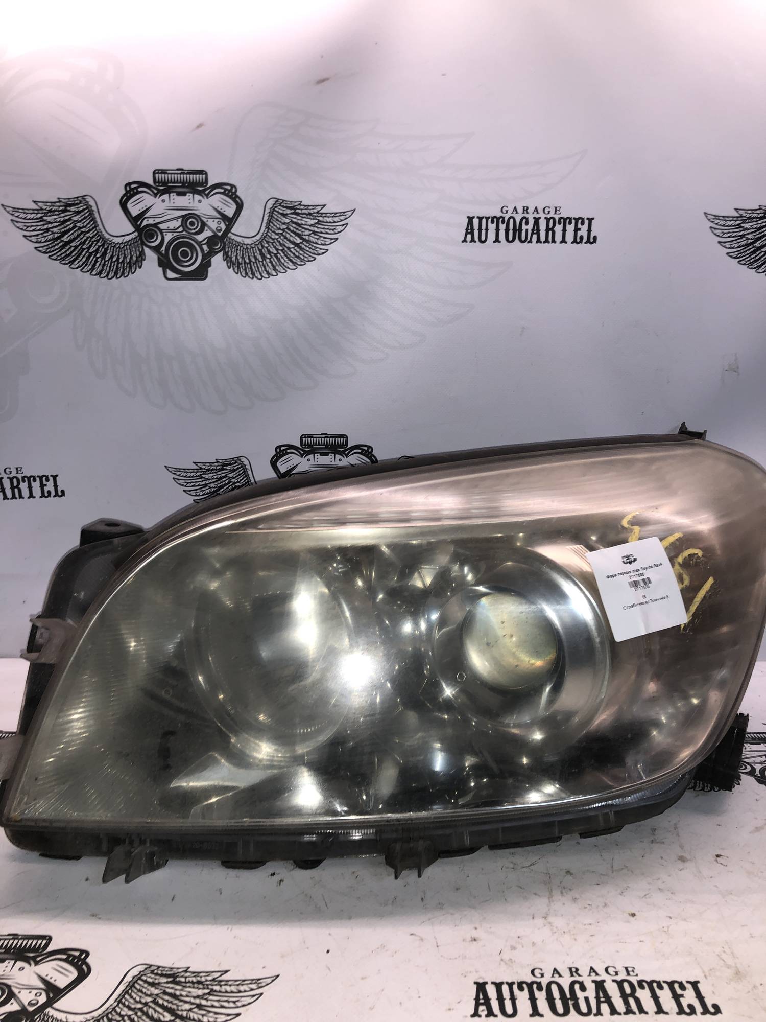 Фара передня ліва Toyota Rav4 21717505