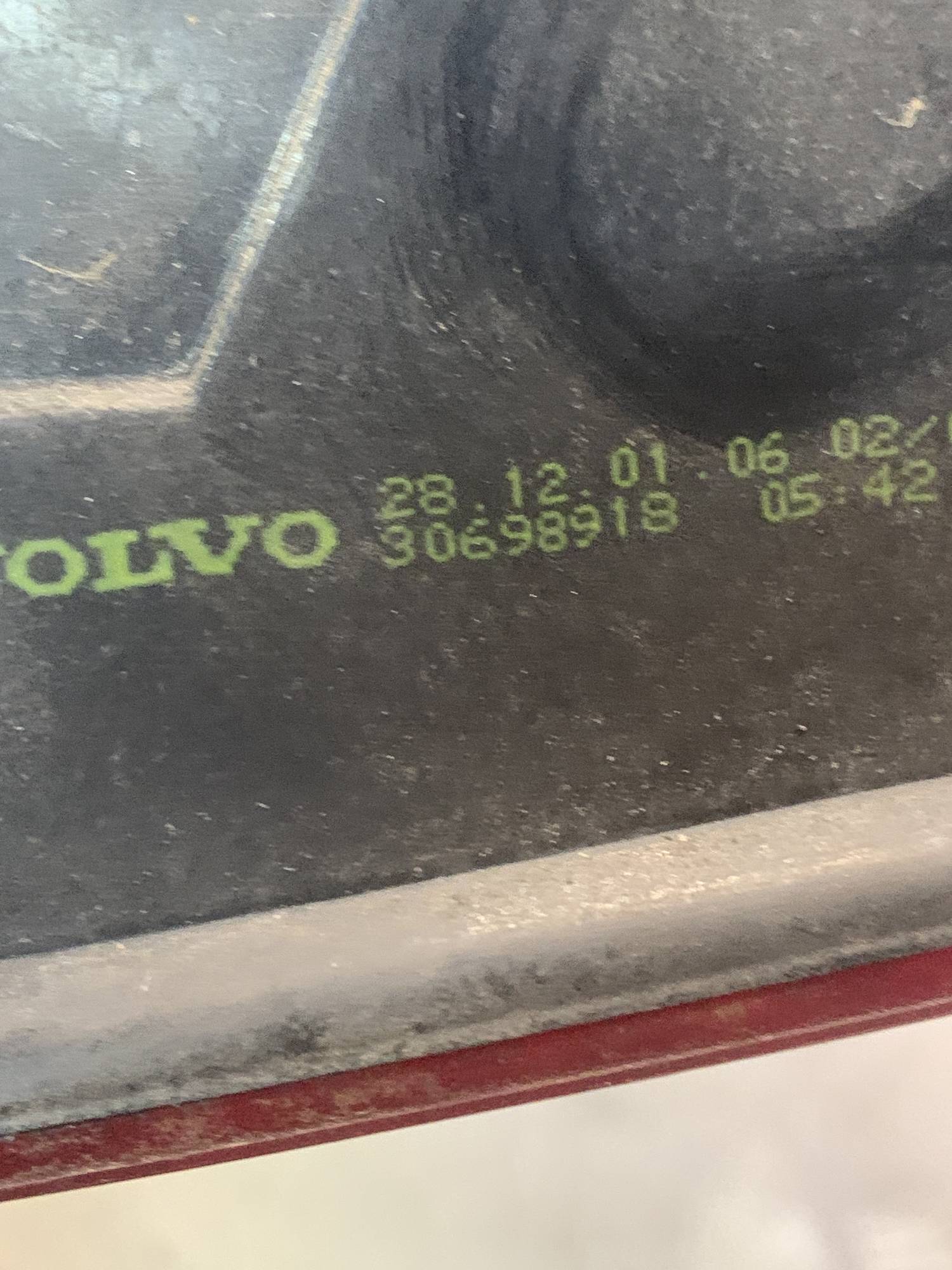 Ліхтар задній лівий Volvo v50 універсал 30698918