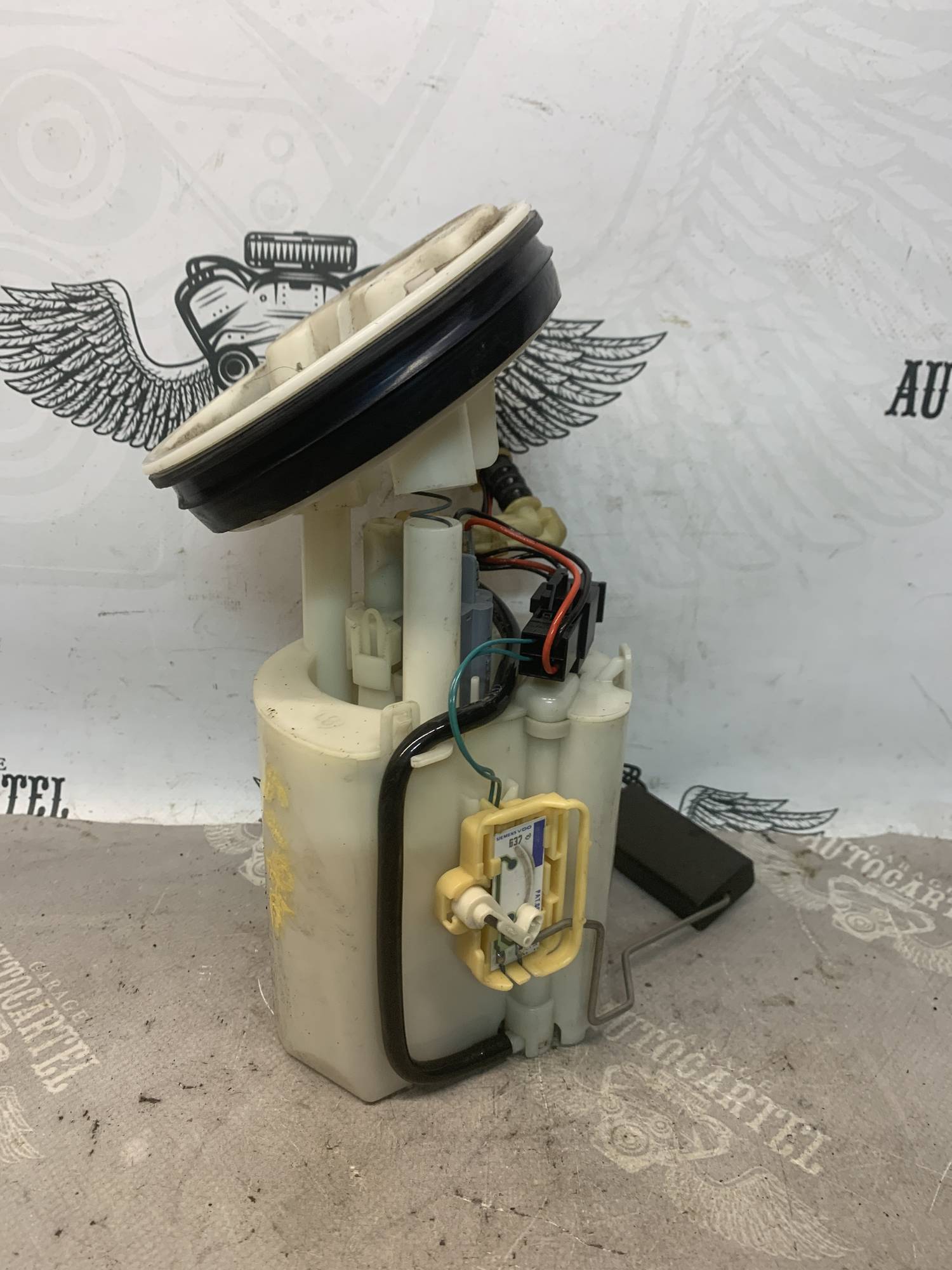 Паливний насос Mercedes C (W203) 1.8 2034702394