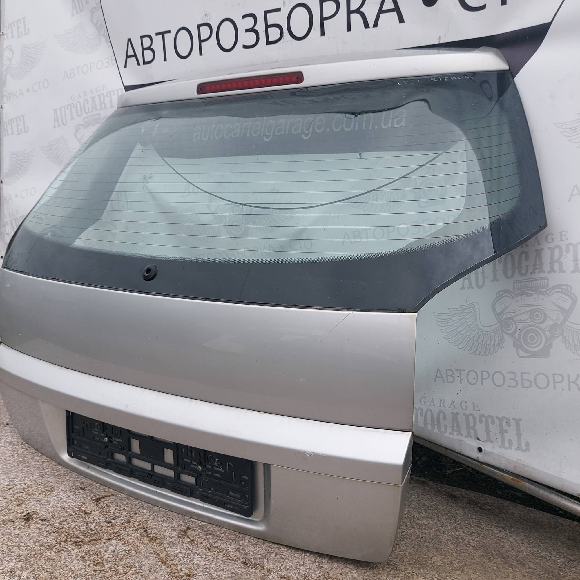 Кришка багажника Opel Signum 2003-2008 L89