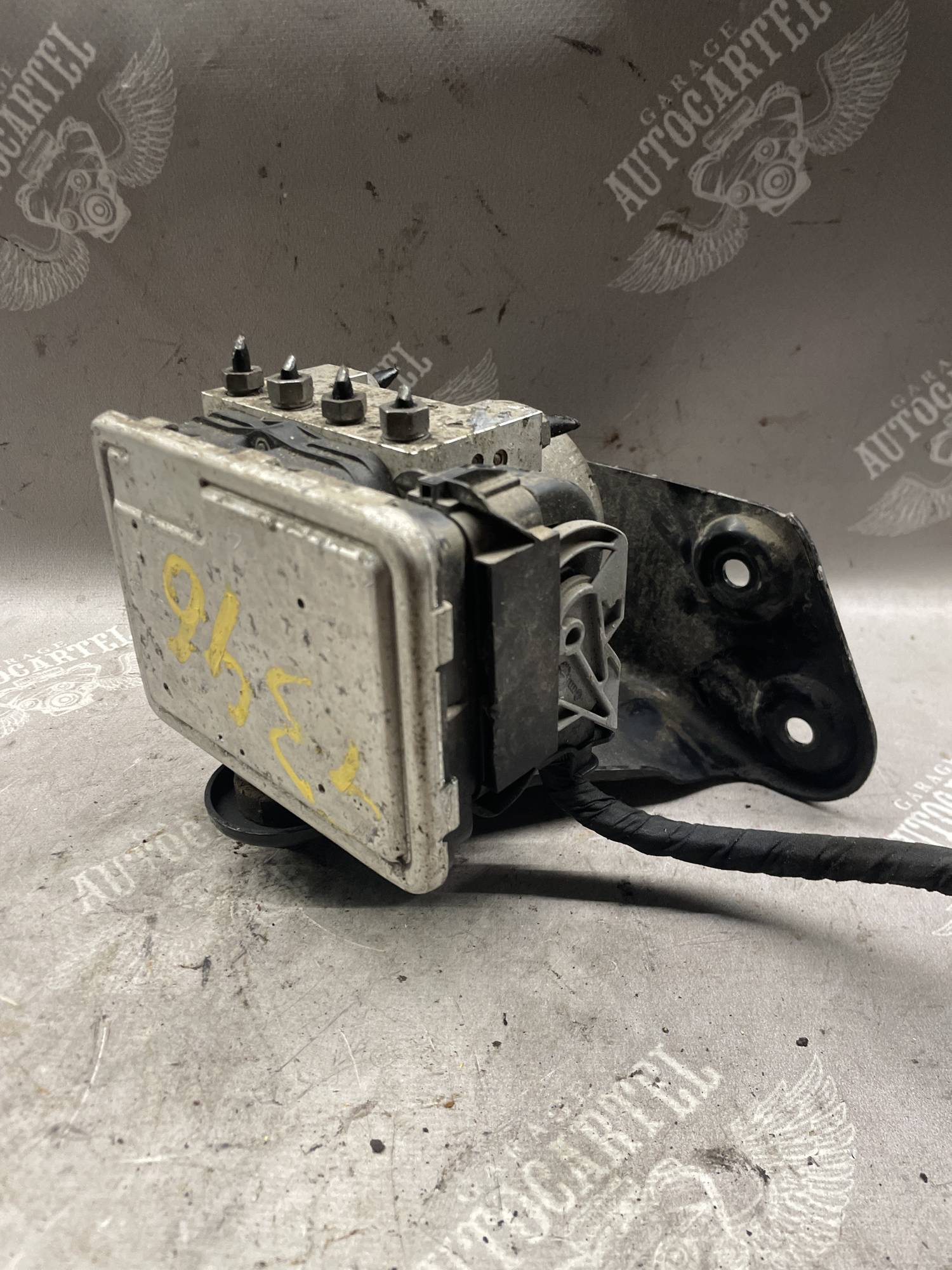 Блок ABS/ насос ABS VW Transporter T5 T6 7e0614517l