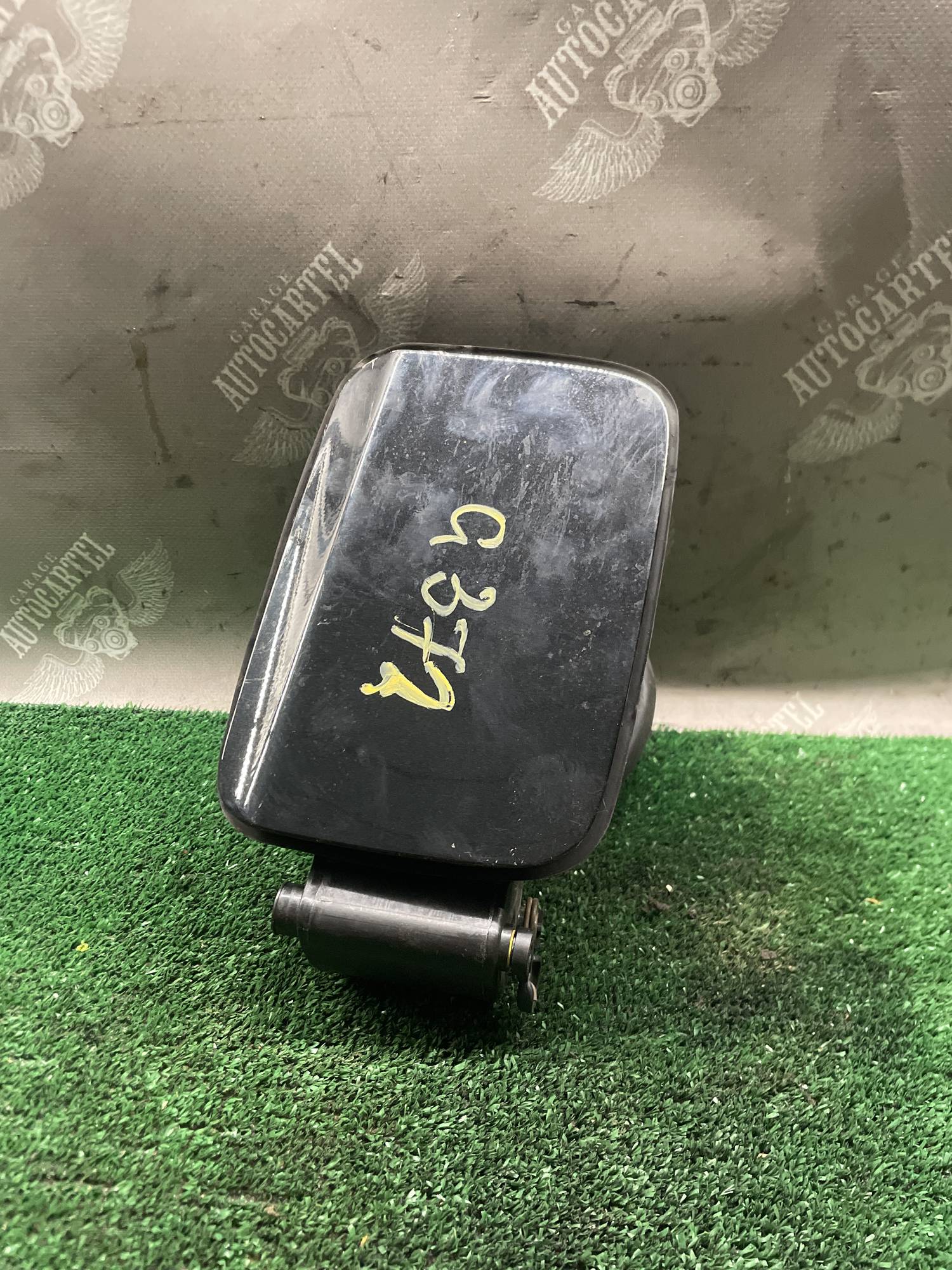 Люк паливного бака Bmw e90 e91 7073961 дефект 21114472