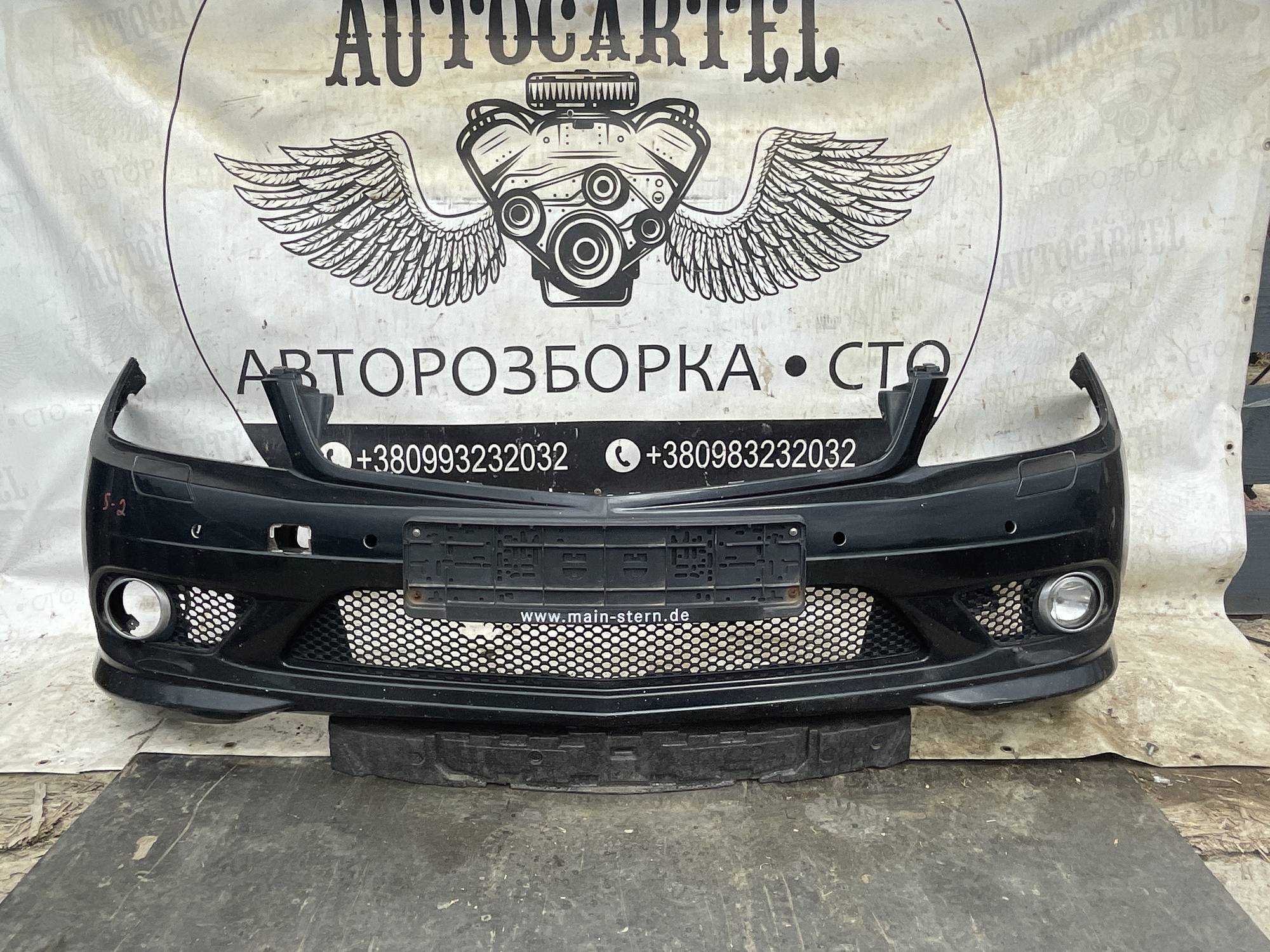 Бампер передній Mercedes W204 21119798