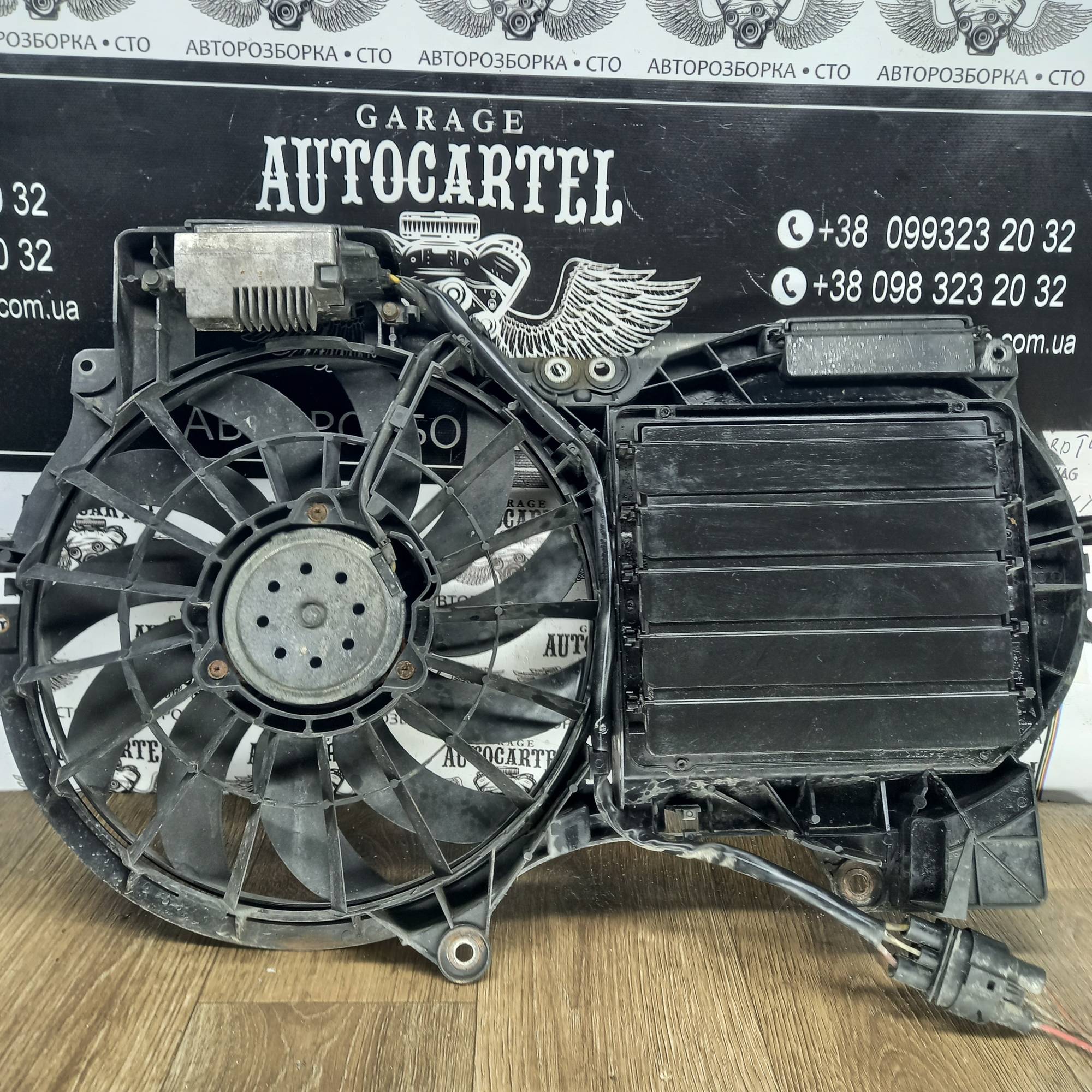 Вентилятор охолодження з диффузором в зборі AUDI A6 C6 2.0 TDI 2005-2011