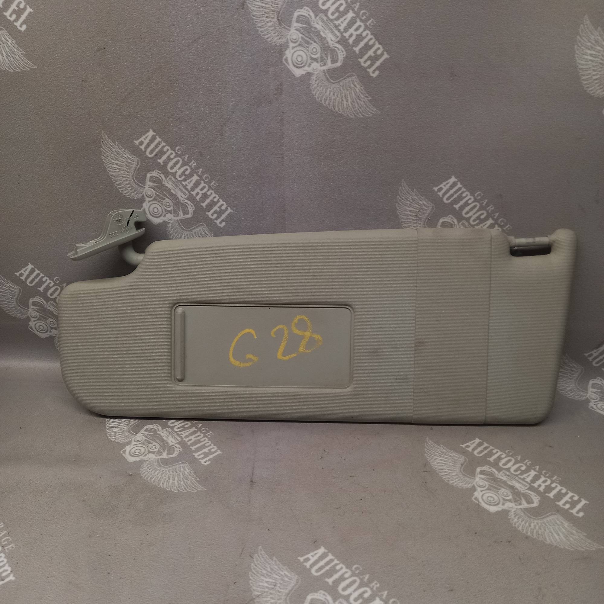 Козирьок сонцезахисний лівий VW Passat B7 2010 1k0857561b