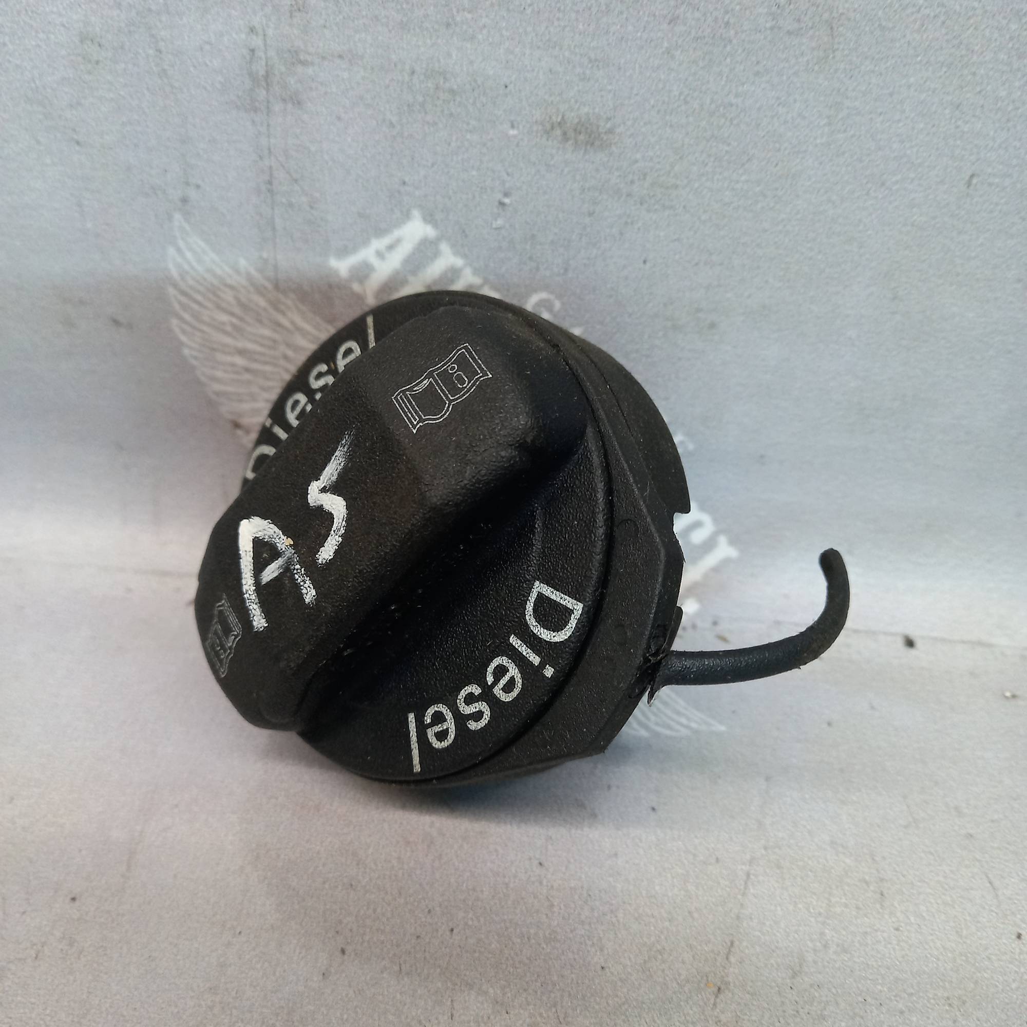 Кришка бака SKODA OCTAVIA 2 A5 2004-2009 1j0201553ae