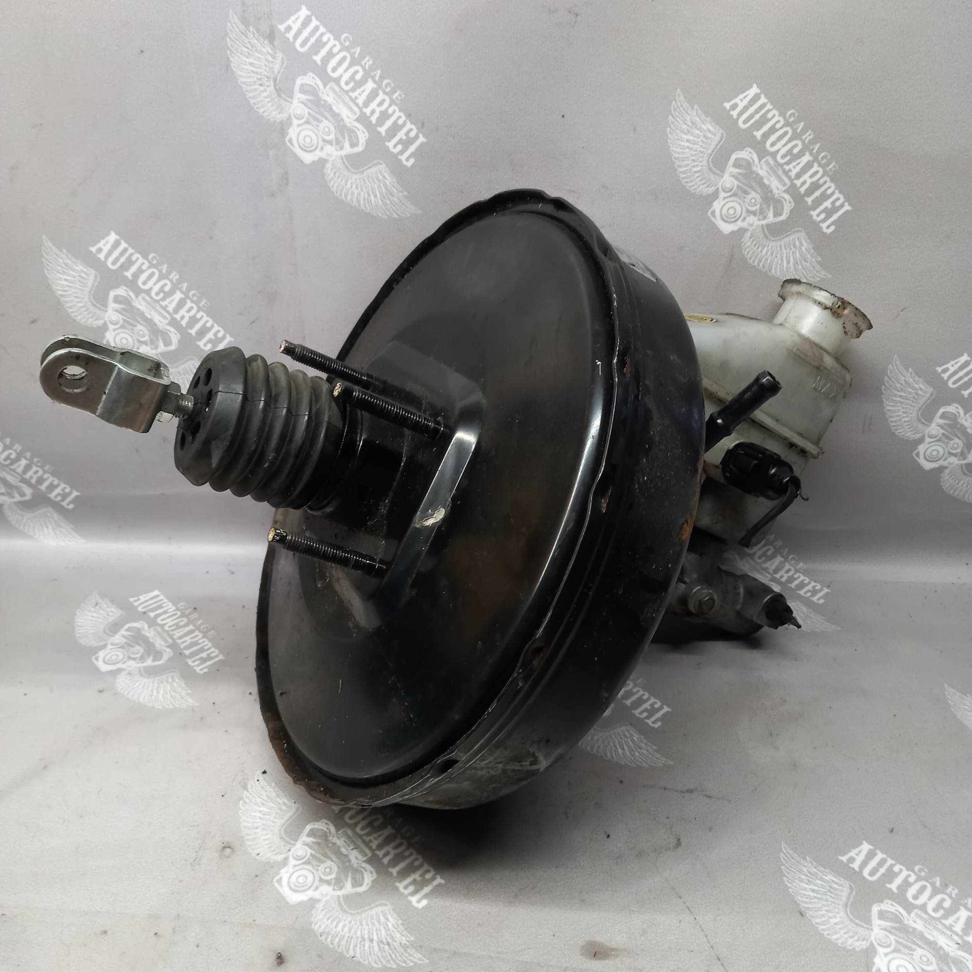 Вакуумний підсилювач гальм Kia Ceed Hyundai I30 58500-1h000