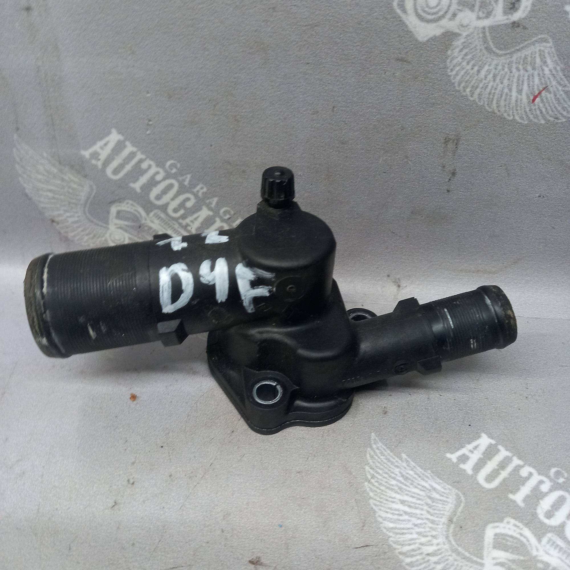 Корпус термостата Renault Kangoo 1.2 16V 1998-2008 7700110716