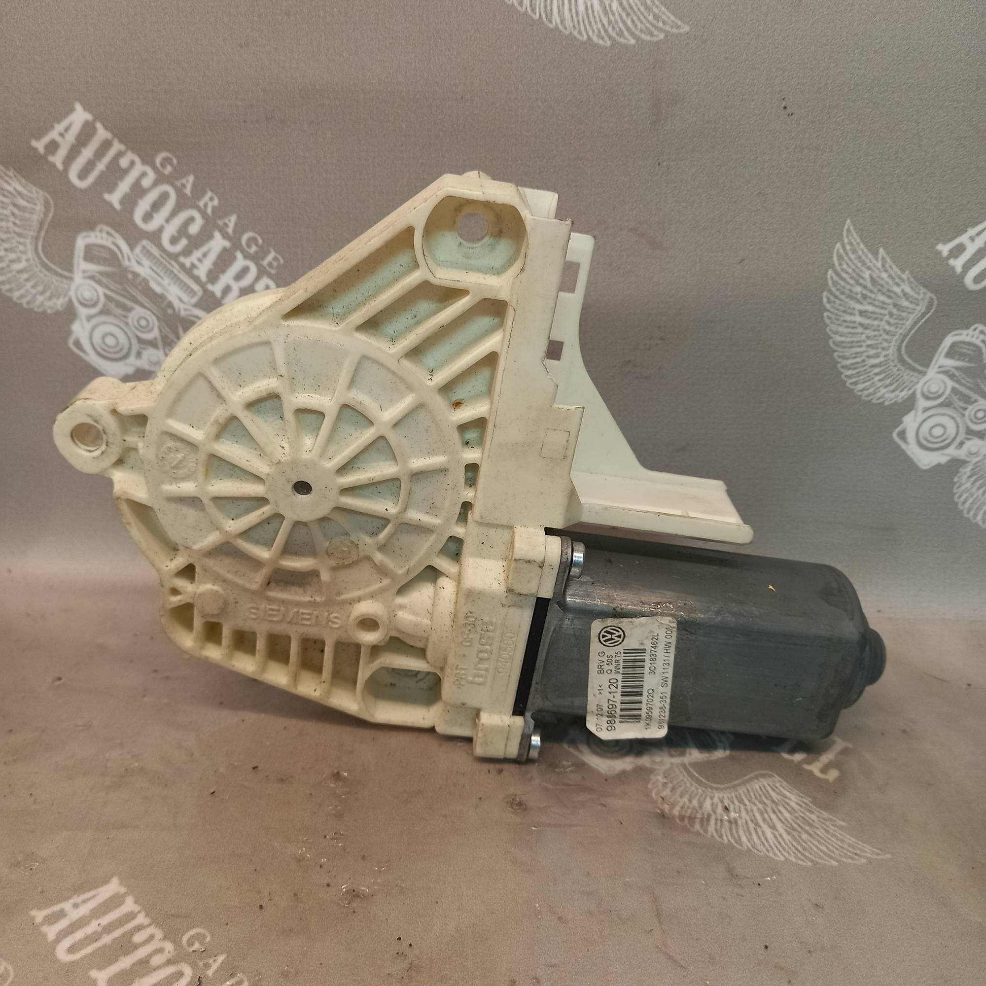 Моторчик склопідйомника передній правий VW Passat (B6) 2005-2010 1k0959702q