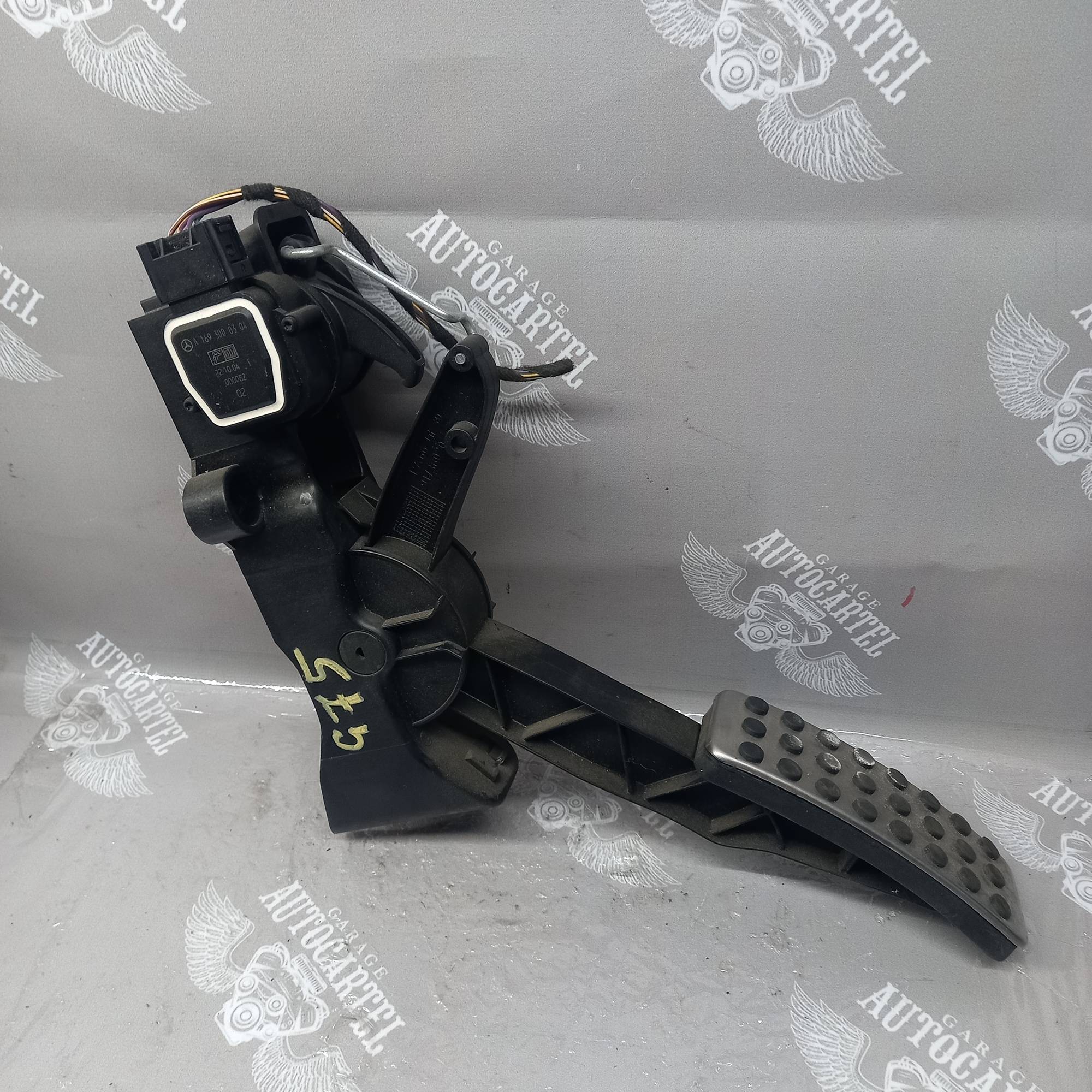 Педаль газу Mercedes w 169 1.8-2.0cdi a1693000304