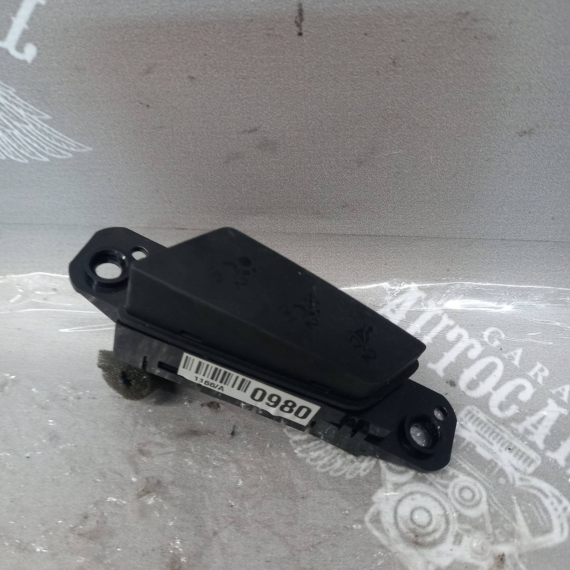 Кнопка Airbag Chevrolet Cruze 2009-2016 96930982