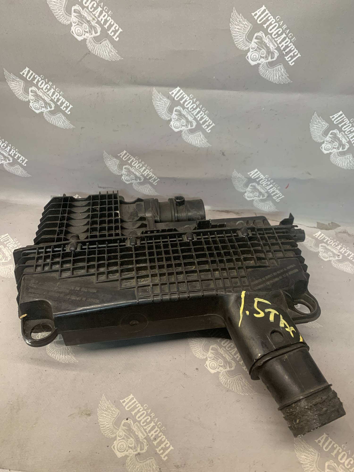 8200089030 корпус повітряного фільтра Nissan Almera 1.5 1995—2006