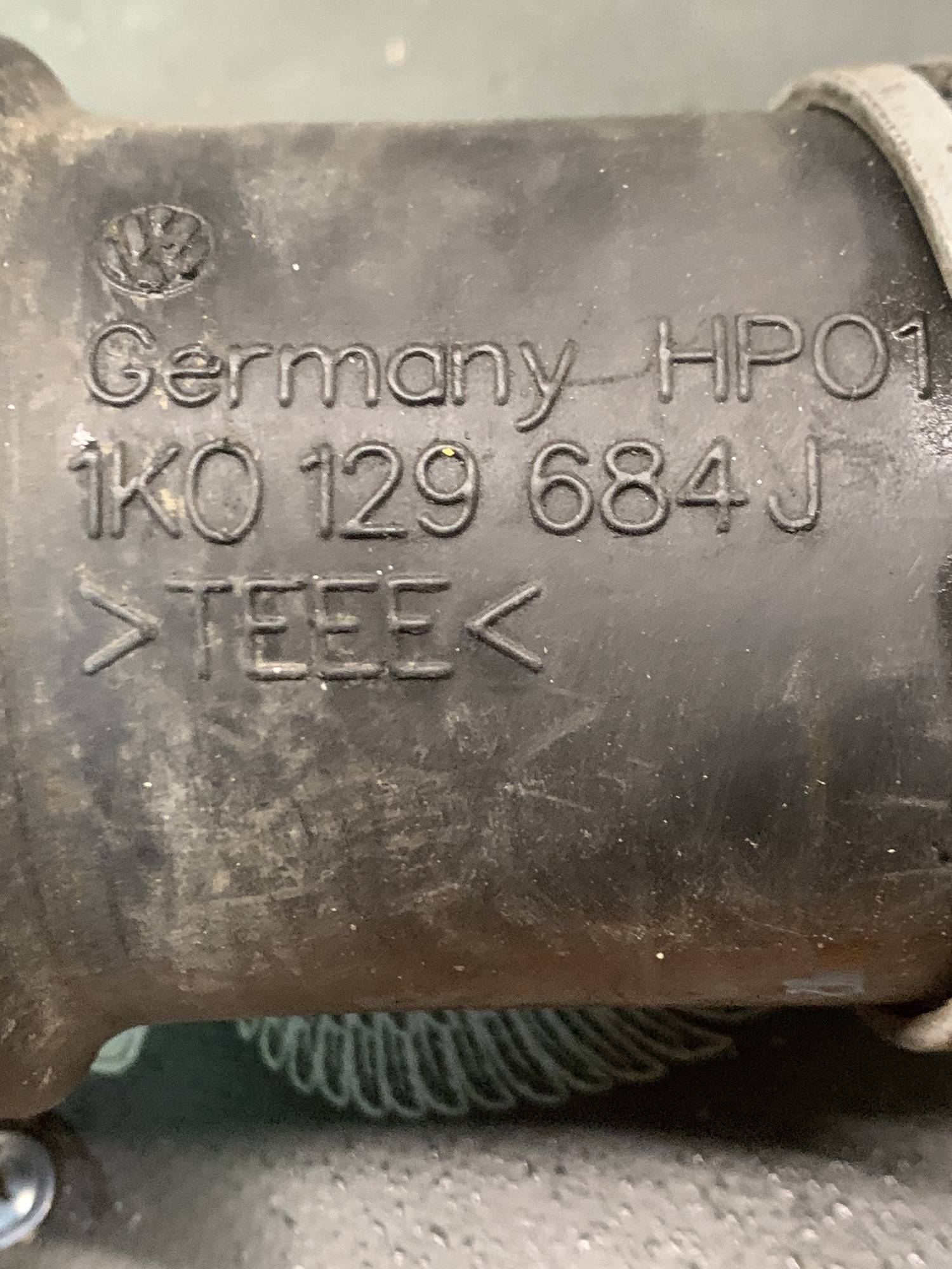 Патрубок повітряного фільтра Volkswagen CADDY 3 1k0129684j