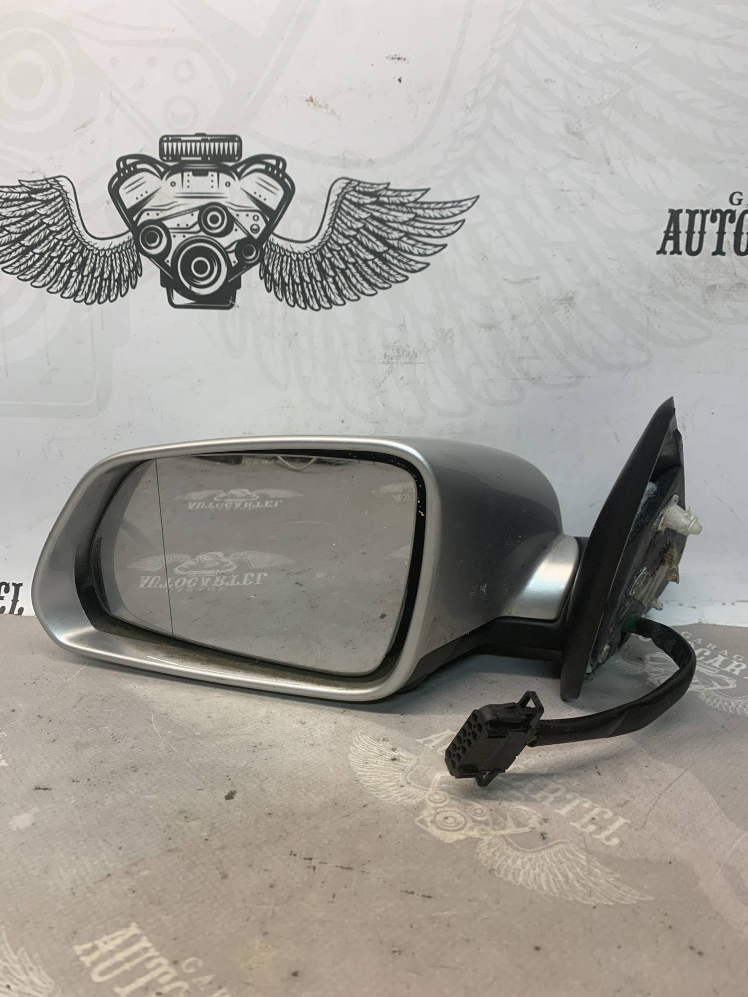 Дзеркало ліве Skoda Octavia Mk2 6pin e9014245, 21775611