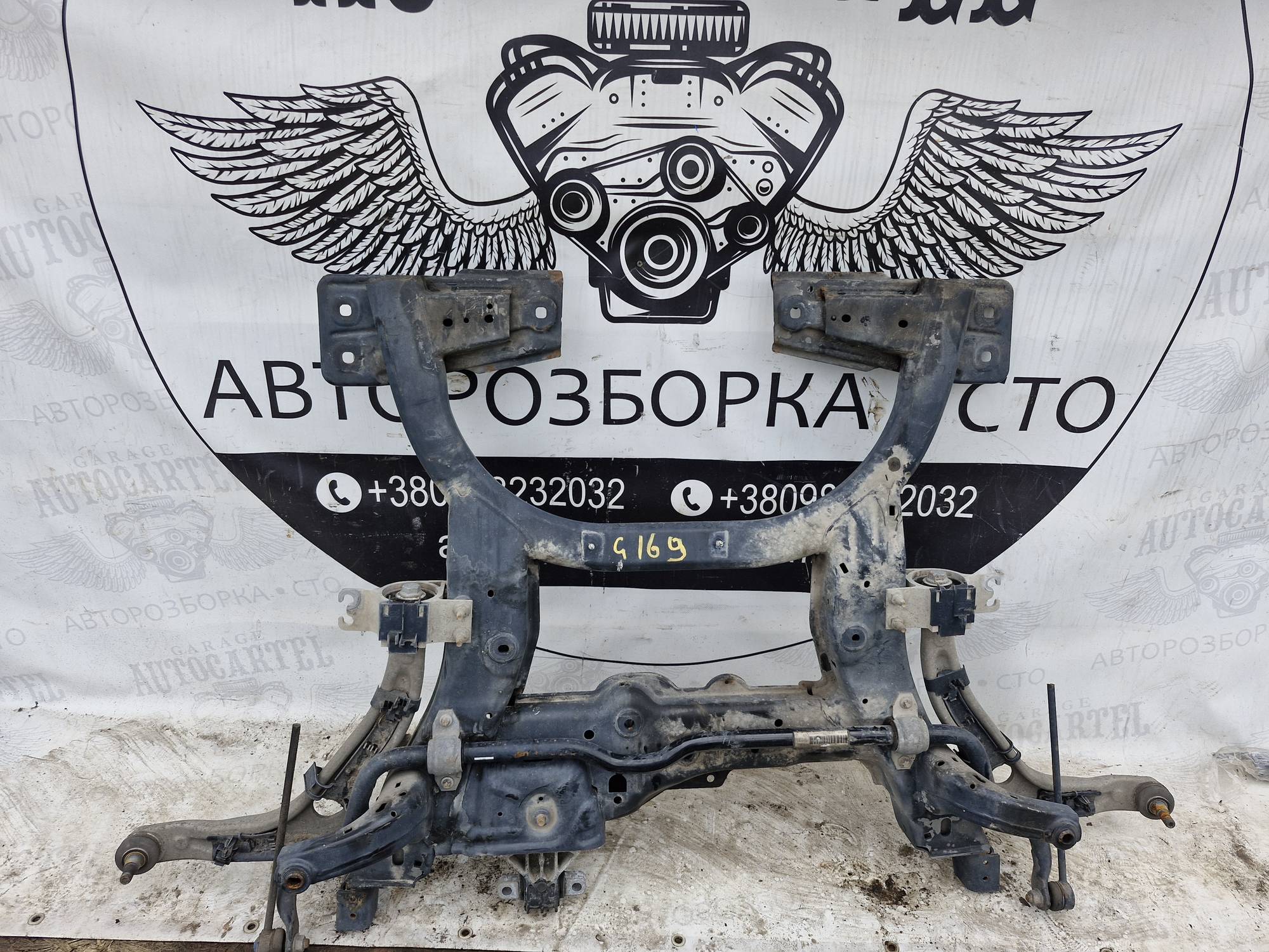 Підрамник передній ,Балка передня Mercedes B class W246 B180 2011-2015 21811968