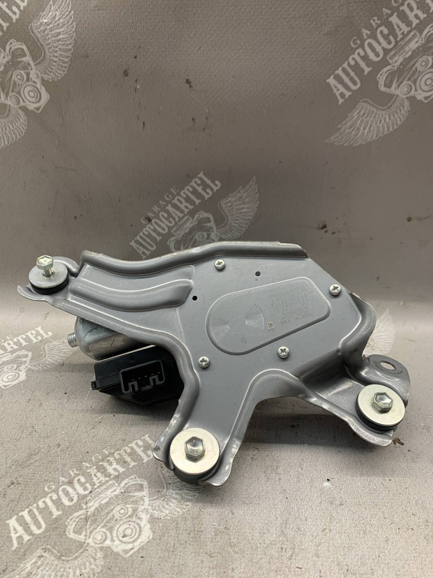Моторчик склоочисника задній TOYOTA AVENSIS T27 85130-05060