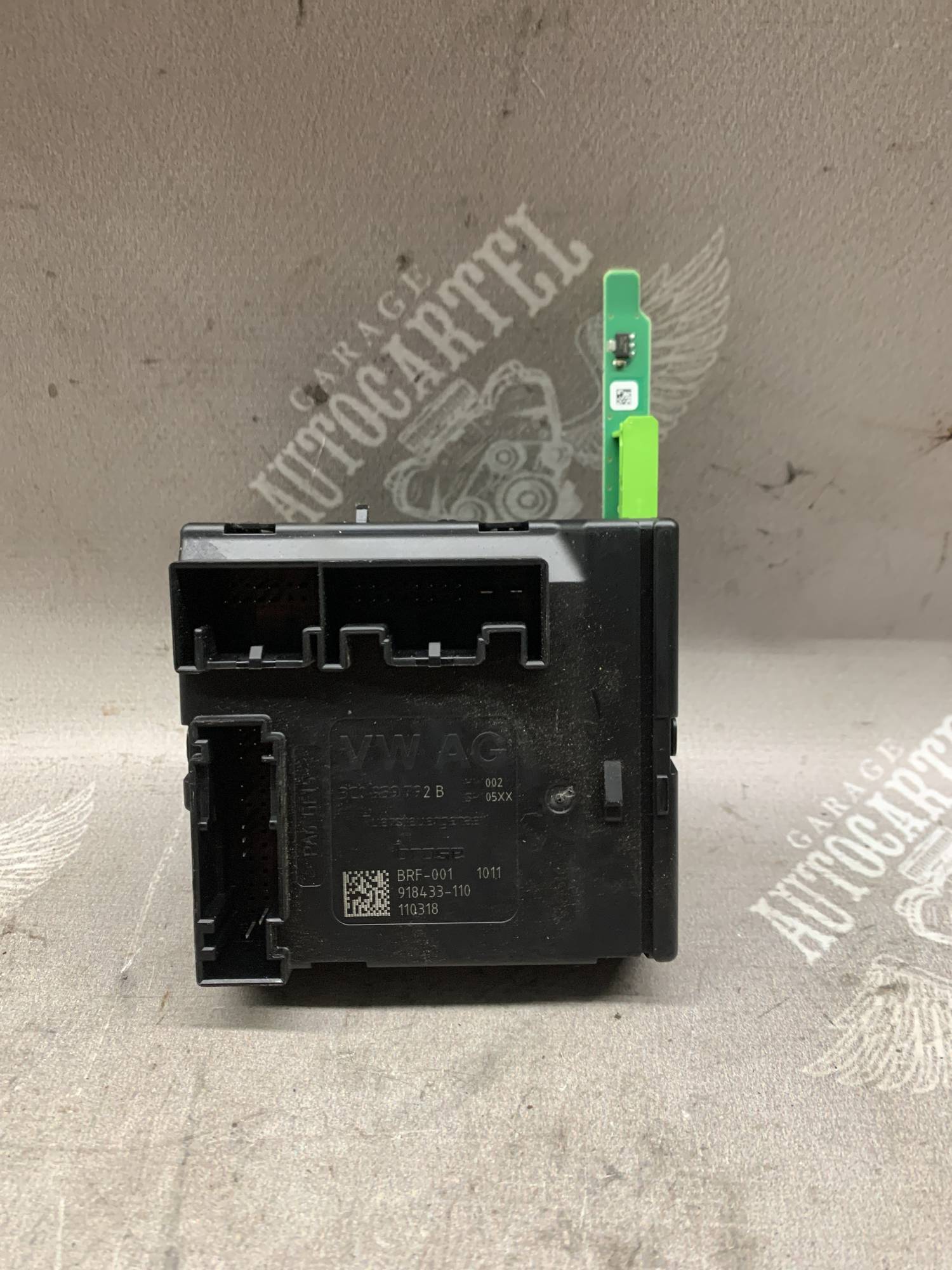 Блок управління склопідйомниками передній правий Volkswagen Golf 6 3c0959792b