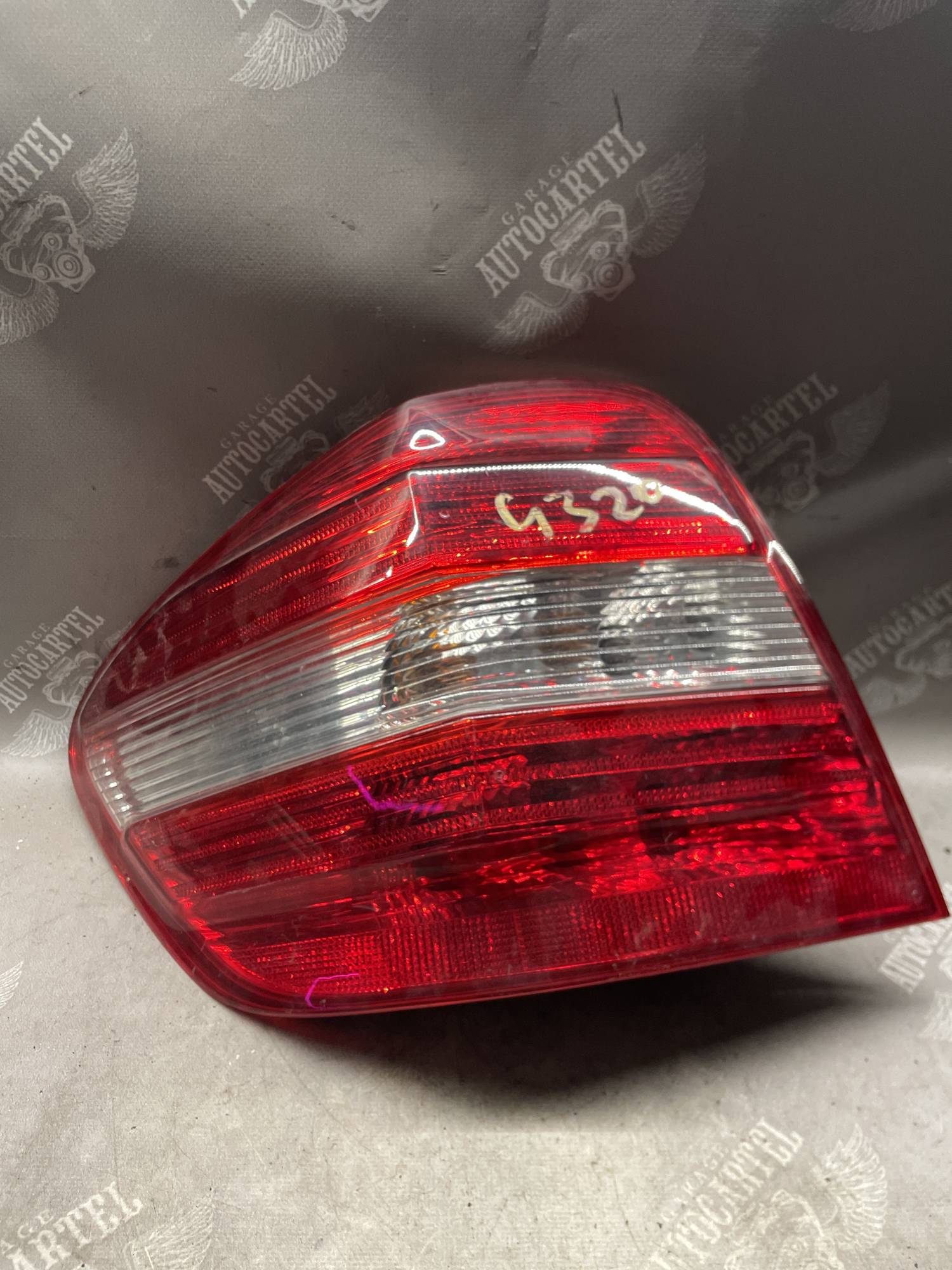 Ліхтар задній лівий MERCEDES ML W164 a1648201964